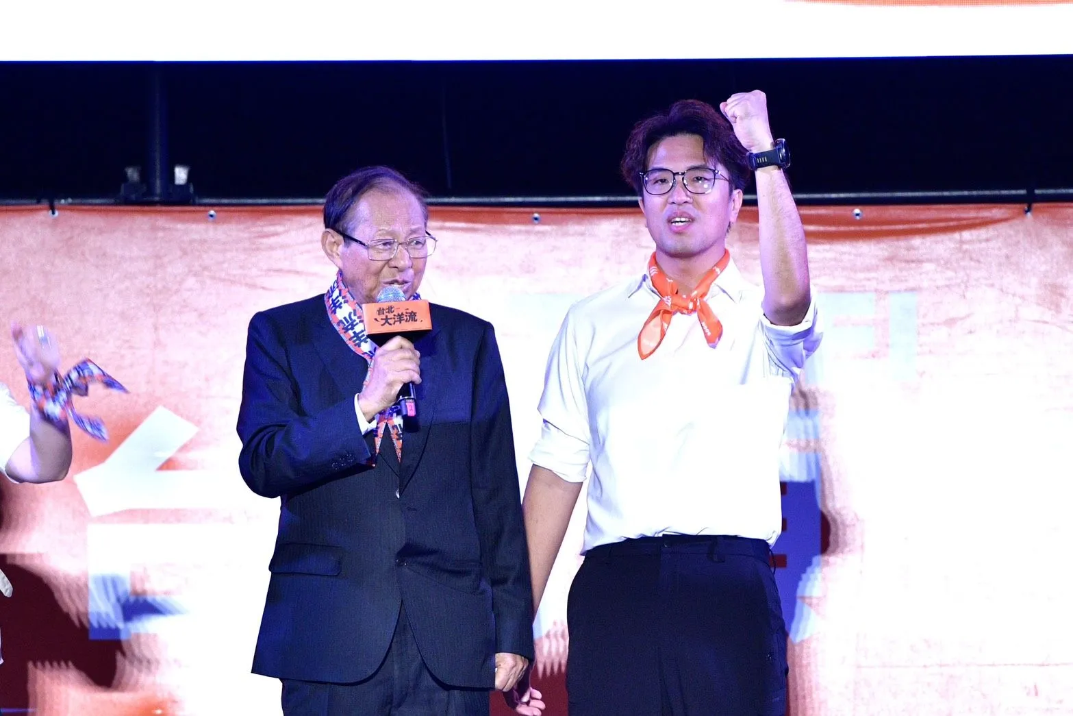 蘇姿丰父蘇春槐現身力挺沈伯洋！高喊「市長不需要權貴」　蔣萬安回應了