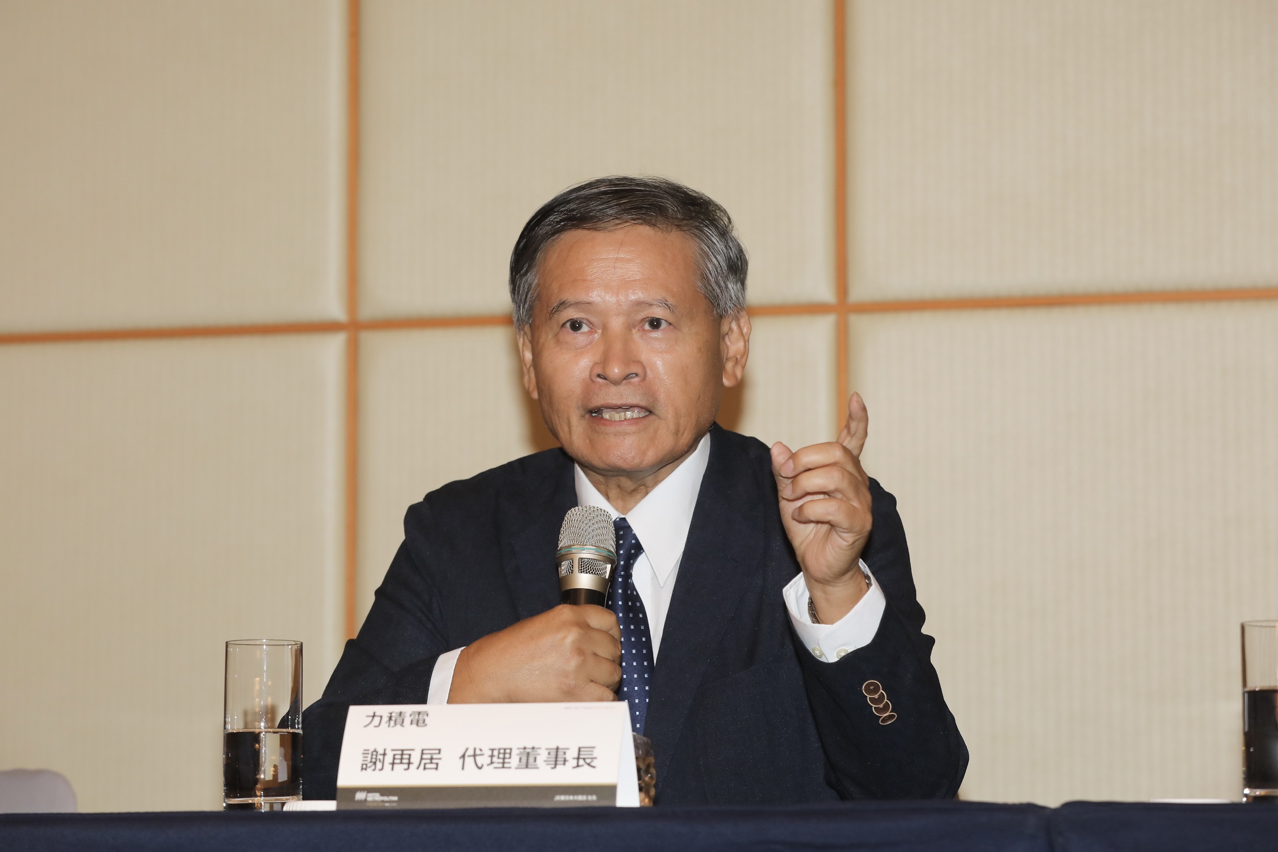 力積電代理董事長謝再居,是已故董事長黃崇仁一起打拼三十年的左右手。
