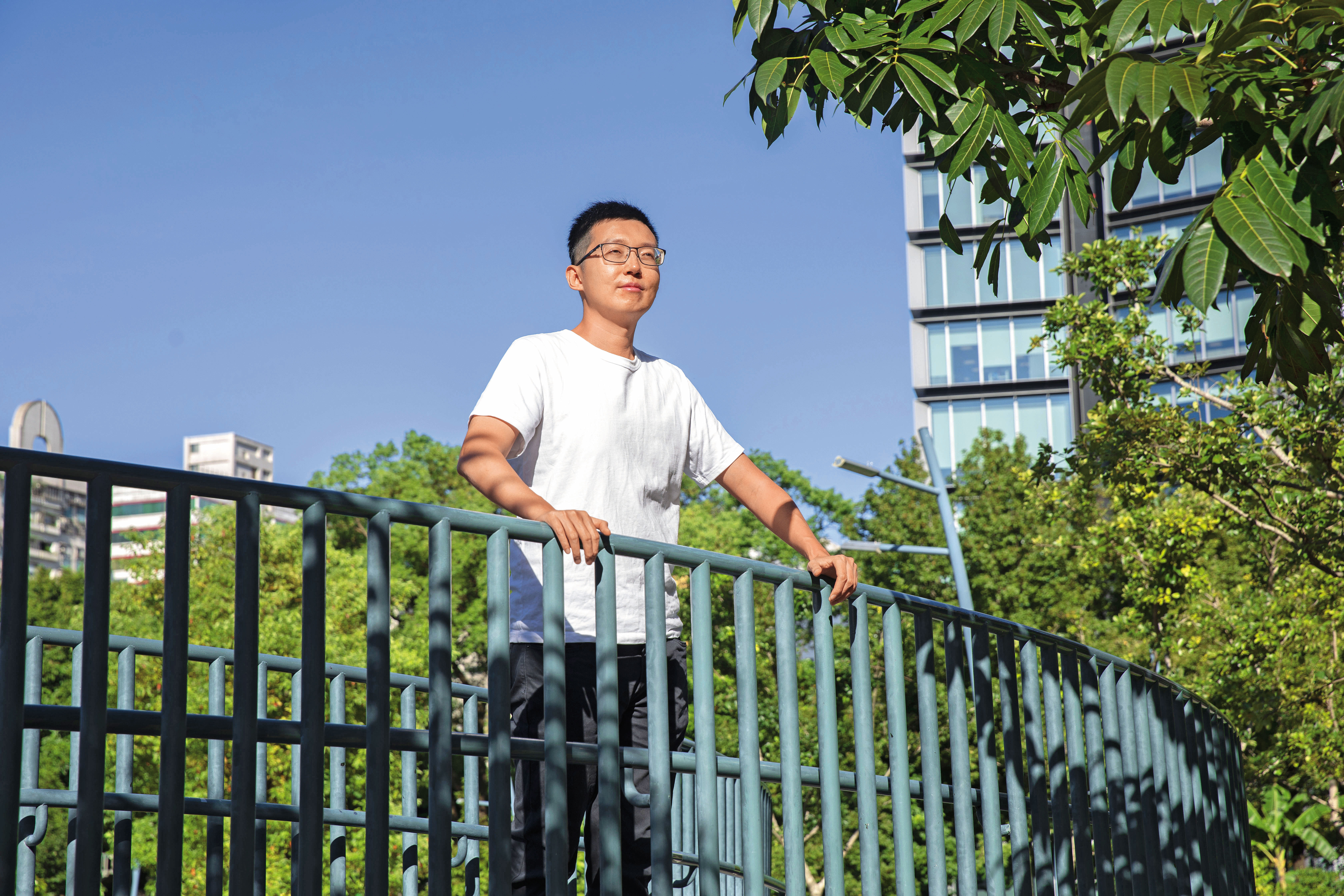 施雅棠看好AI算力的盡頭是電力，布局核能股，獲利近3倍。