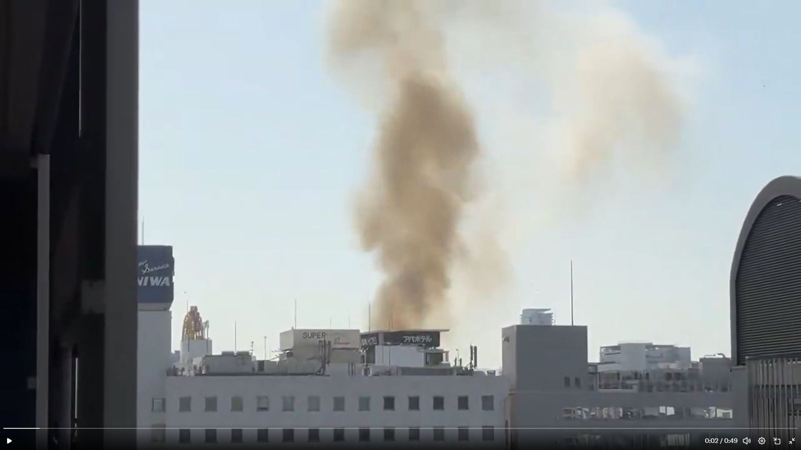 大阪心齋橋驚傳火警! 餐廳起火延燒4棟、濃煙沖天
