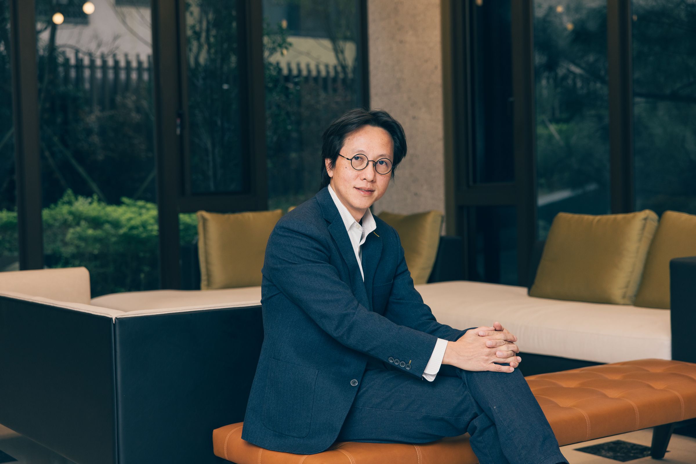 曾參與「鴻儒」規劃的和築建築師事務所陳建宏建築師,此次再為「鴻善」操刀,以低調、耐看的設計,讓建築融入香山牛埔的街景。