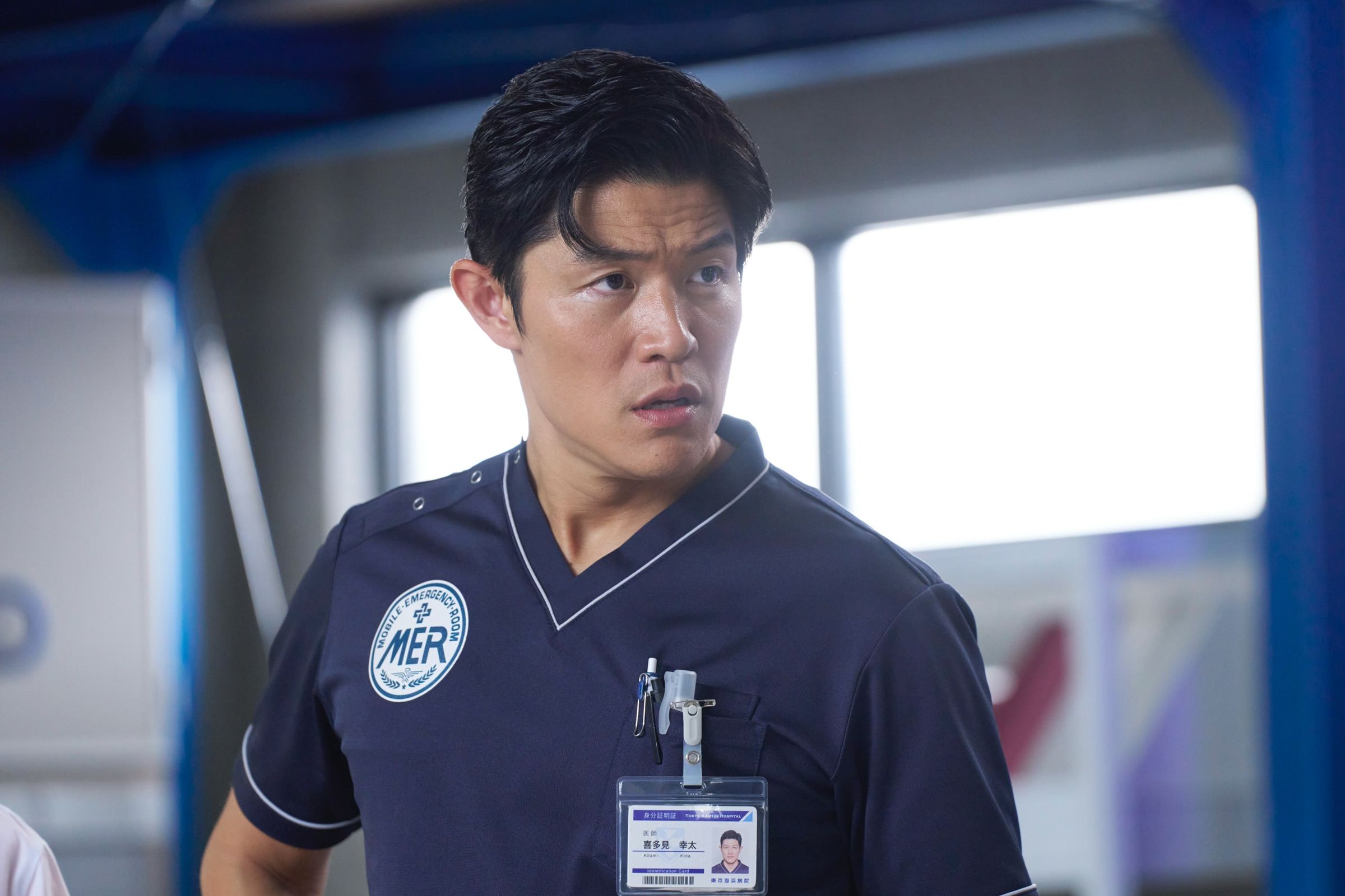 鈴木亮平主演《TOKYO MER~行動急診室~CAPITAL CRISIS》宣布延期上映。(翻攝自《TOKYO MER》IG)