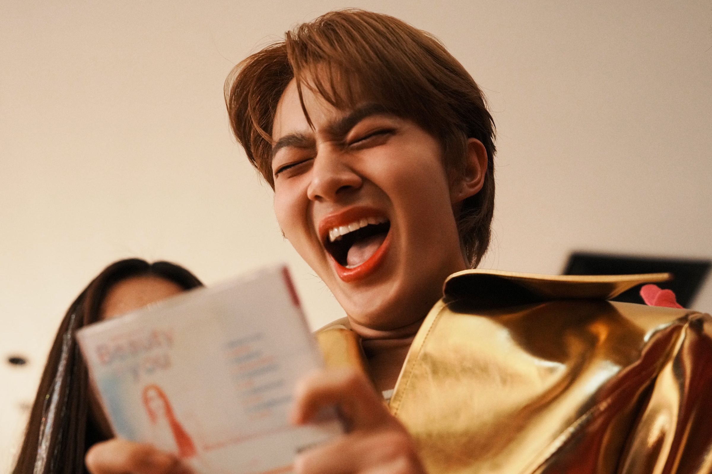 鮮肉BL知名男星NuNew為了演出角色,叫到聲音都啞了。(威視電影提供)