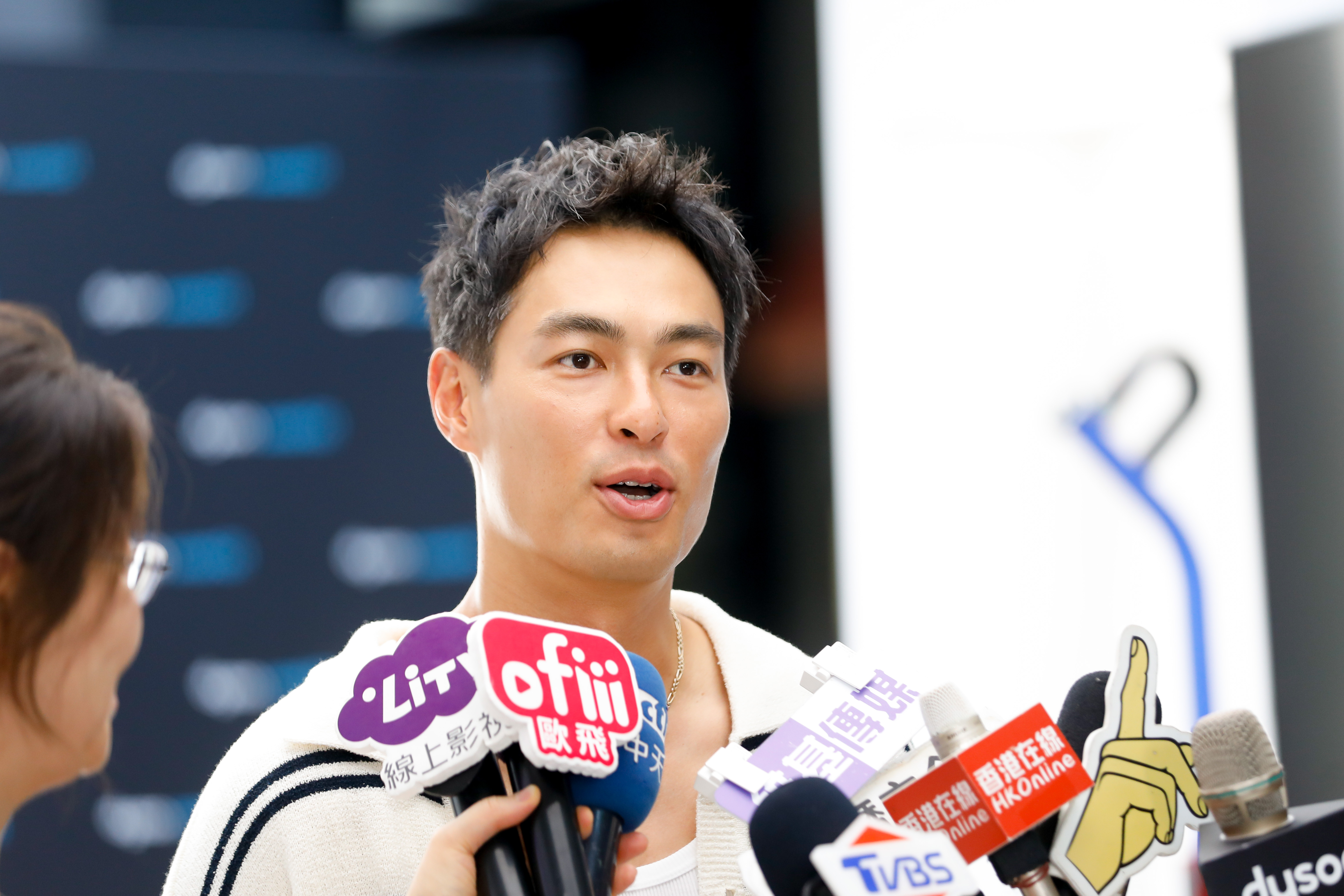 楊祐寧被關切家中餐廳將停業一事。
