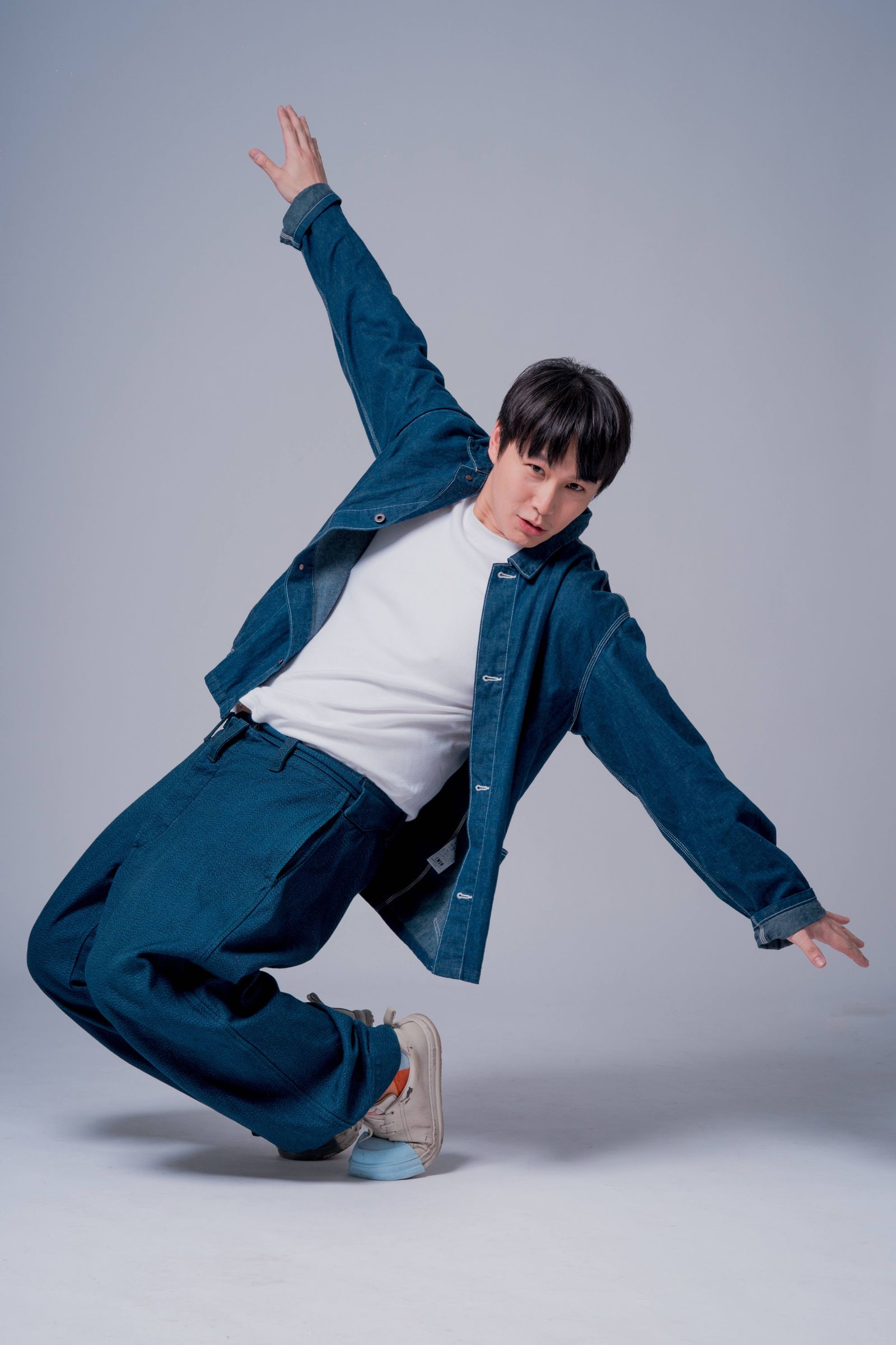 曾以《罐頭塔》拿下第36屆金曲獎最佳台語男歌手的陳以恆,將首度挑戰露營音樂祭。(吾蟹可擊提供)