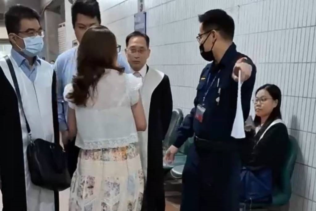 檢察官為防杜林女再度施暴並確保後續偵查程序順利進行，認有羈押必要，訊問後當庭逮捕。（讀者提供）