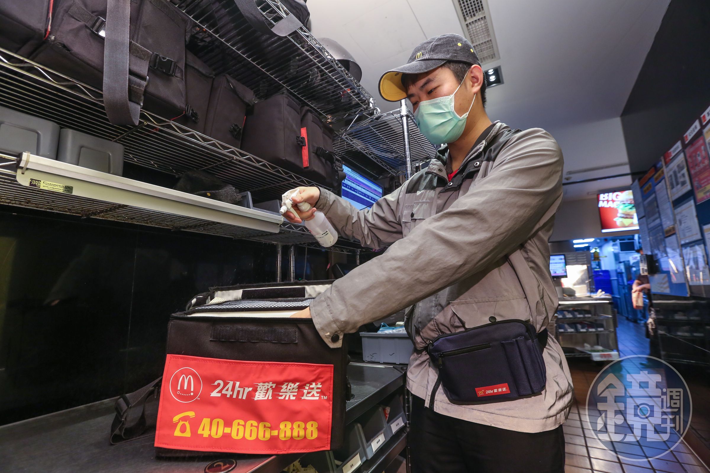 麥當勞今天因系統維護,網路與電話訂餐暫停服務。(本刊資料照)
