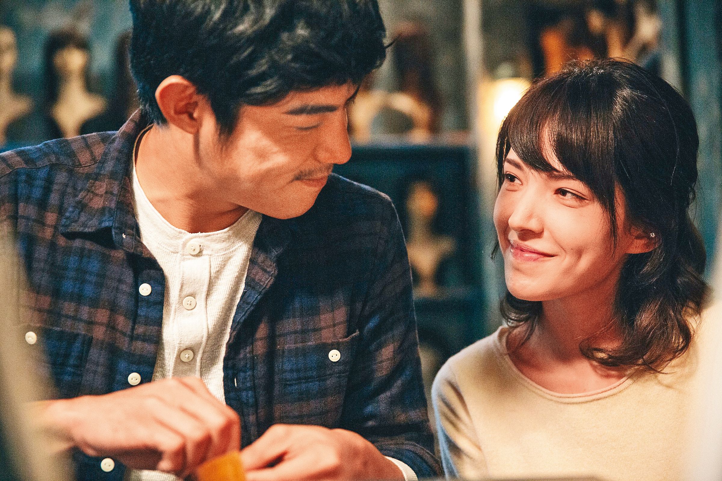 王柏傑(左)常與合作女星傳出緋聞,包括共演《失控謊言》的許瑋甯(右)。(前景娛樂提供)