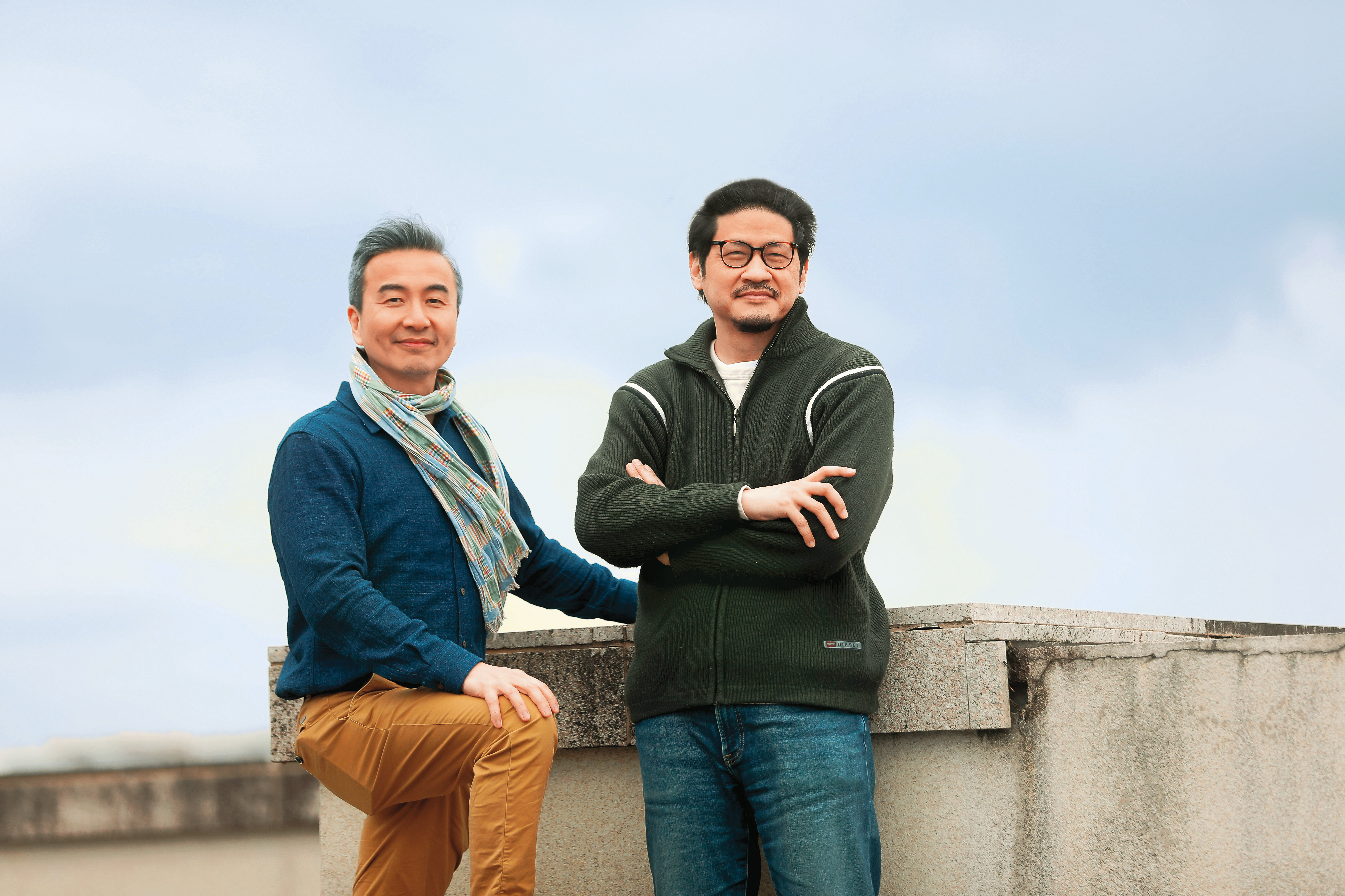 蔣顯斌(右)和江松長(左)聯手把台灣故事推向國際,盼以影像帶領觀眾一窺兩岸局勢。