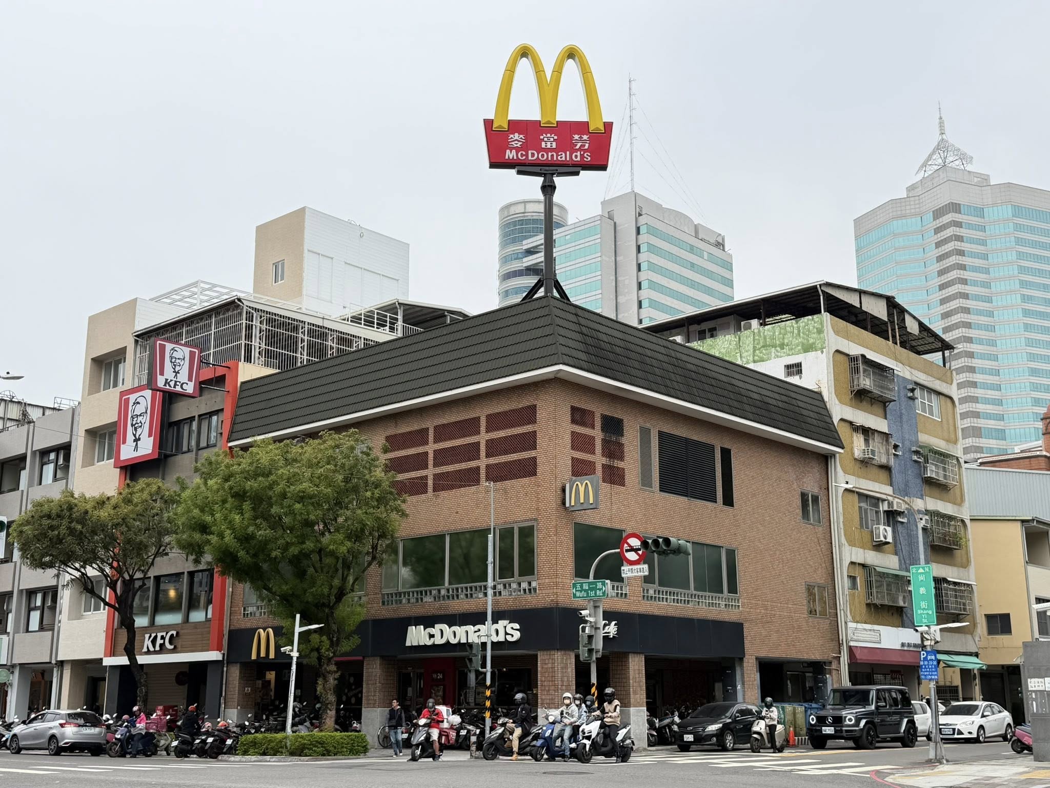 高雄苓雅區在地經營長達30年的麥當勞「高雄文化餐廳」即將結束營業。（翻攝臉書／高雄粉 Kaohsiungfans）