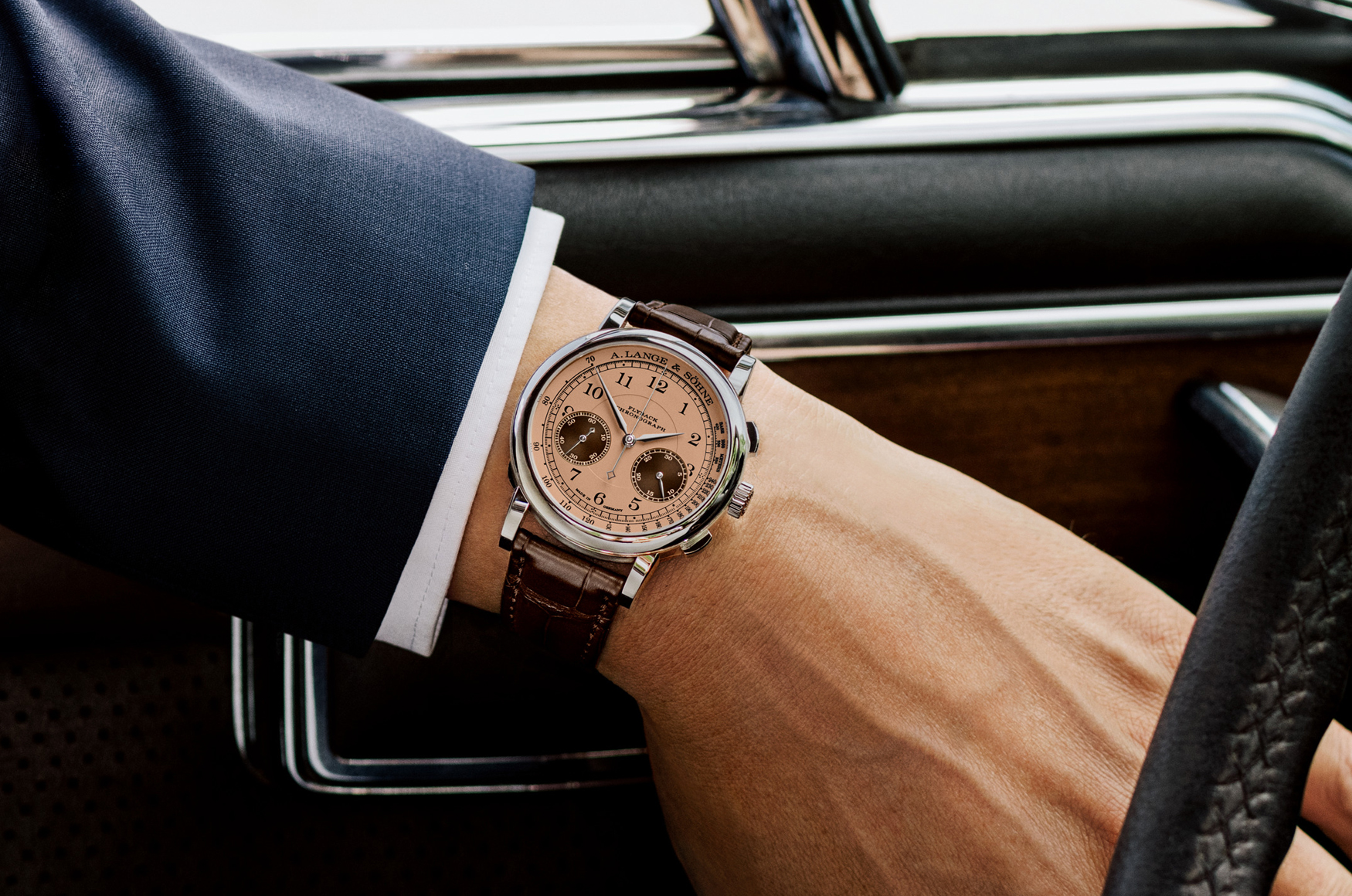 錶壇焦點／朗格為什麼不選超跑，而選古董車？因為它們在意的從來不是快