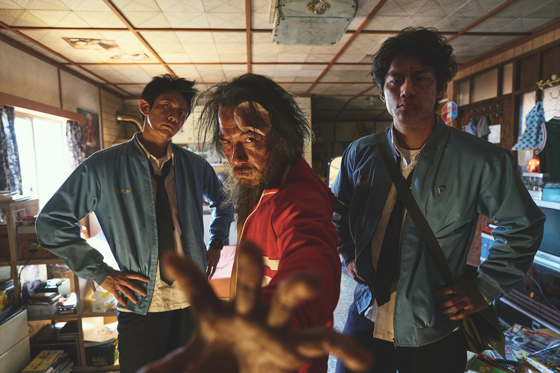 電影《功夫》邀請戴立忍（中）飾演故事裡的師父，與飾演徒弟的柯震東（左）、朱軒洋（右）同台演出。（麻吉砥加提供）