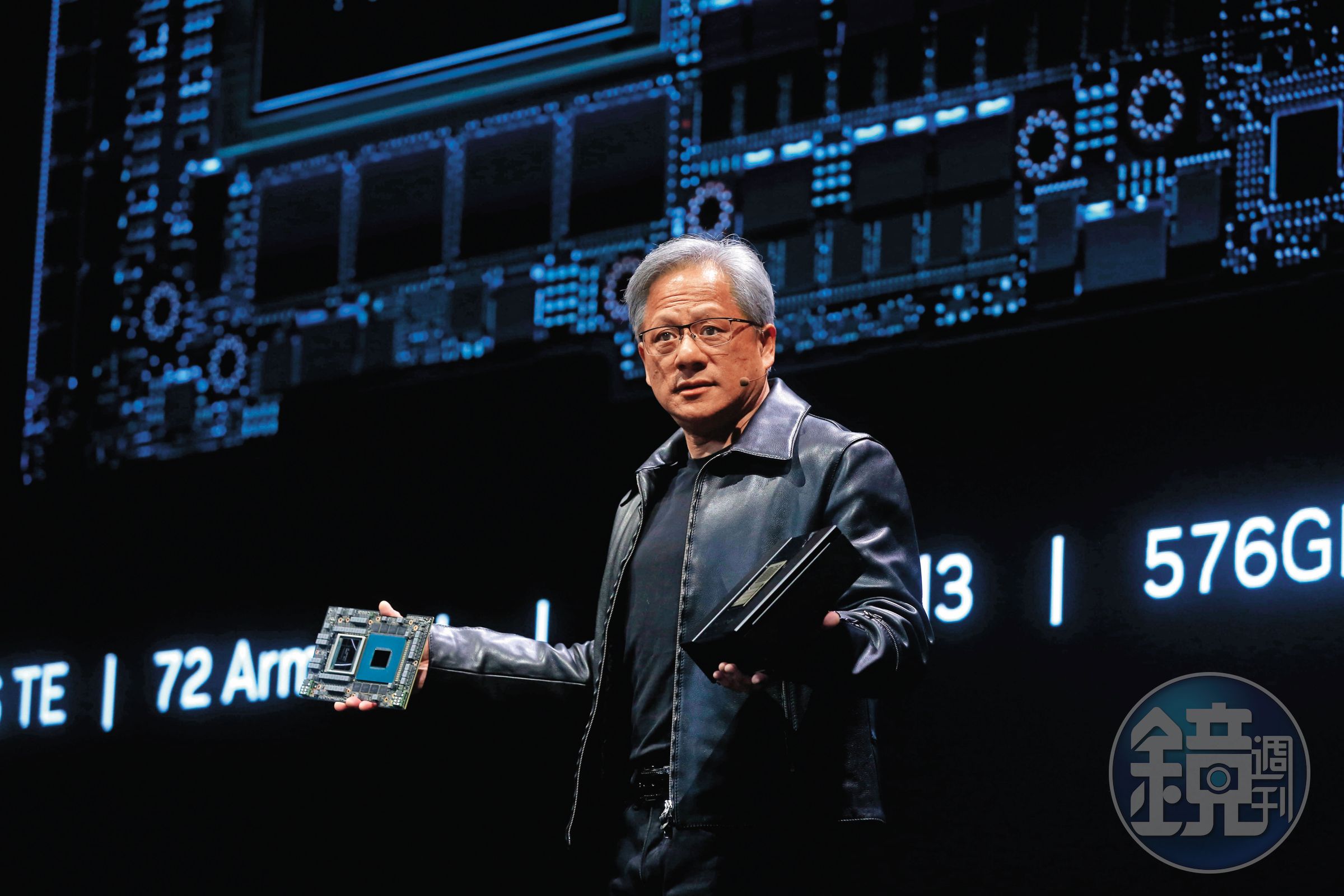 輝達執行長黃仁勳出席Computex。《彭博》形容，他每次旋風訪台有如搖滾巨星受到熱情歡迎。