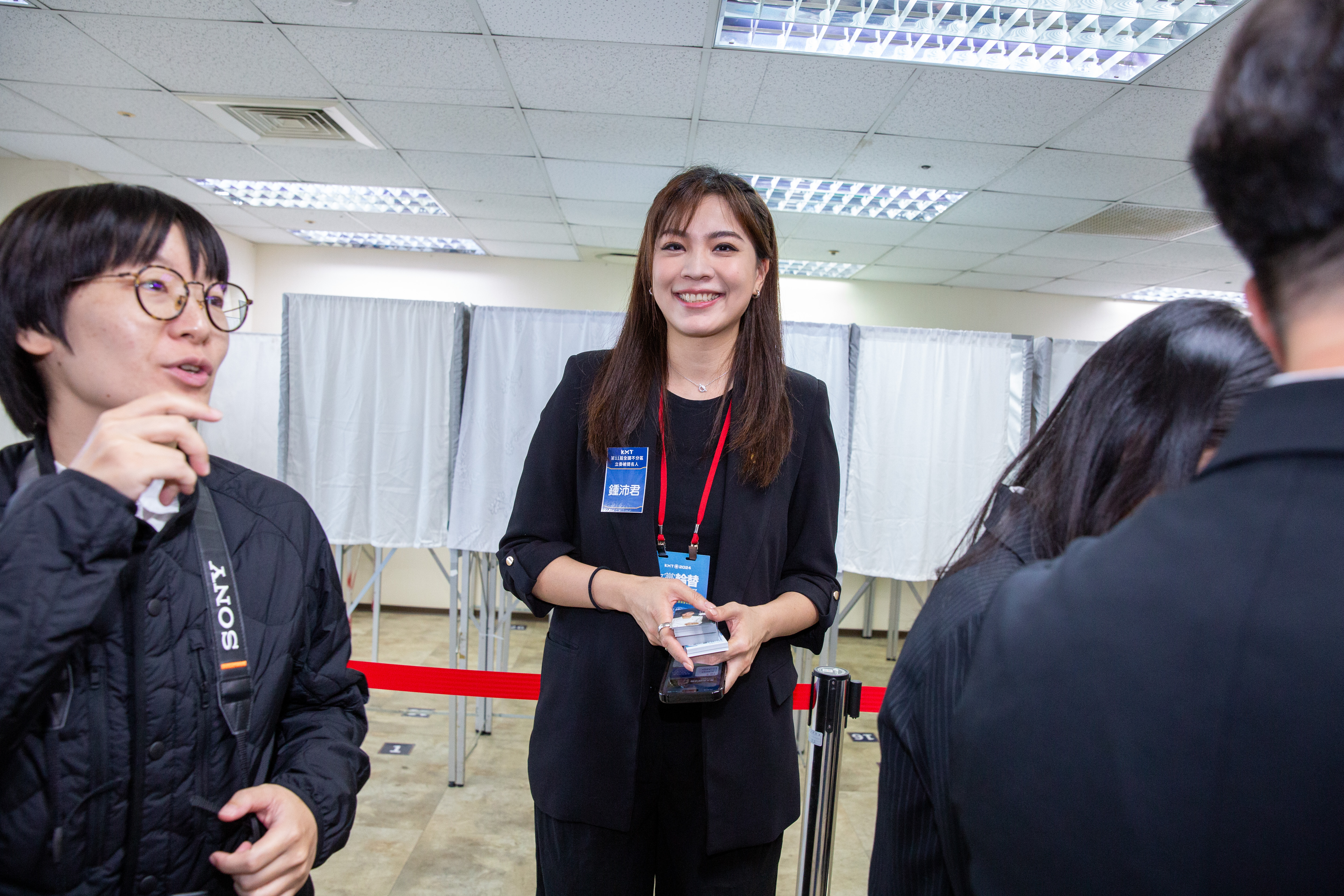 鍾沛君一席「災民和志工有哪個是因為沒吃便當餓死嗎？」網友看了全怒了。（本刊資料照）