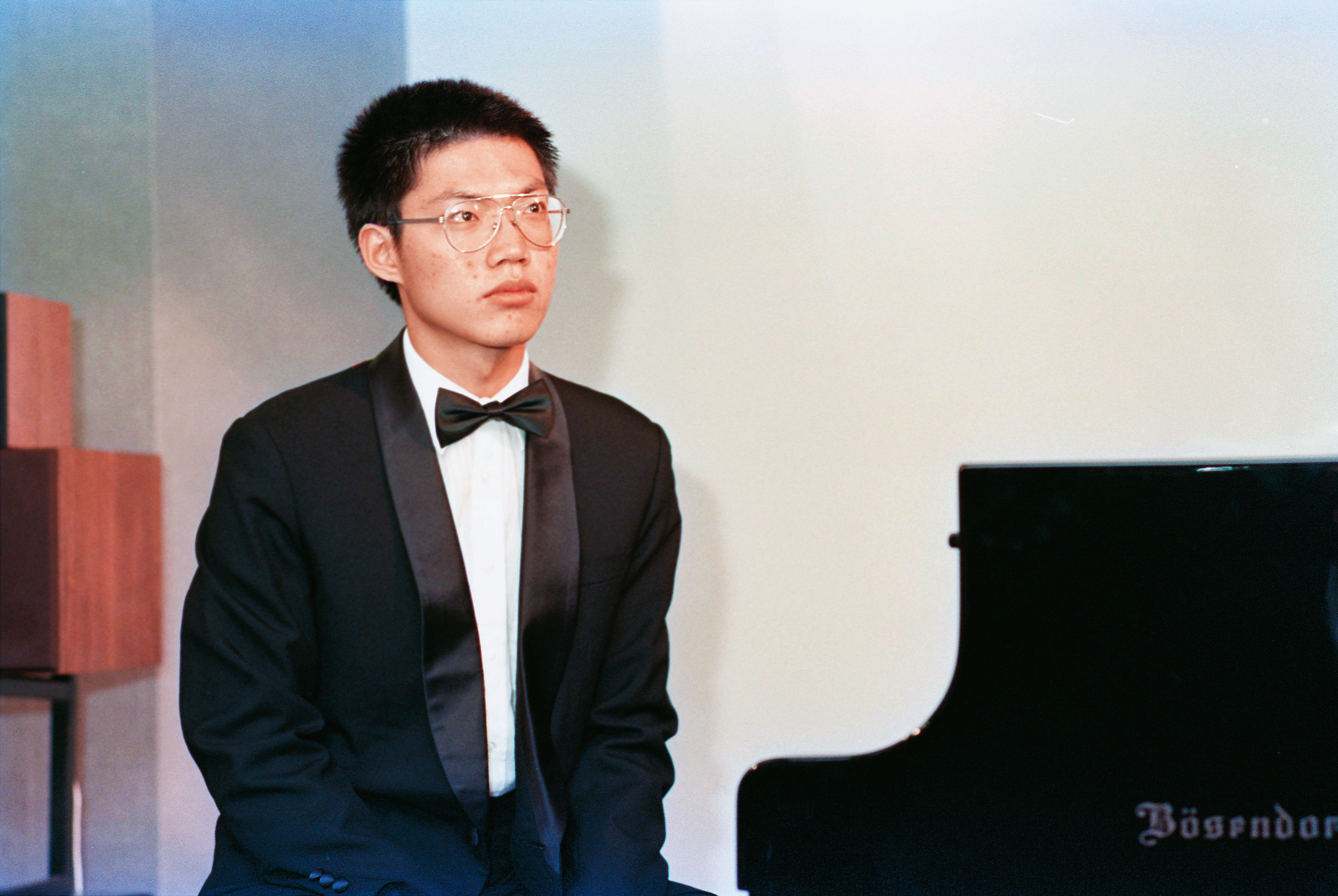 簡文彬20歲時。他本習鋼琴，後來轉指揮。（聯合知識庫）