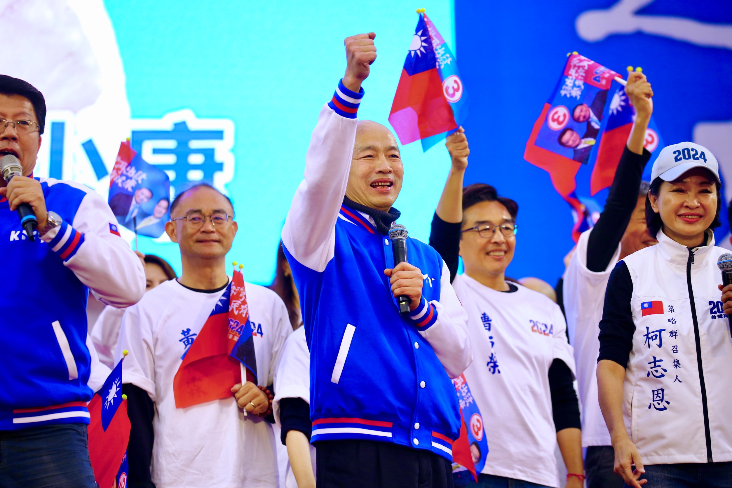 韓國瑜（圖）於國民黨高雄造勢活動登場，引爆現場氣氛。