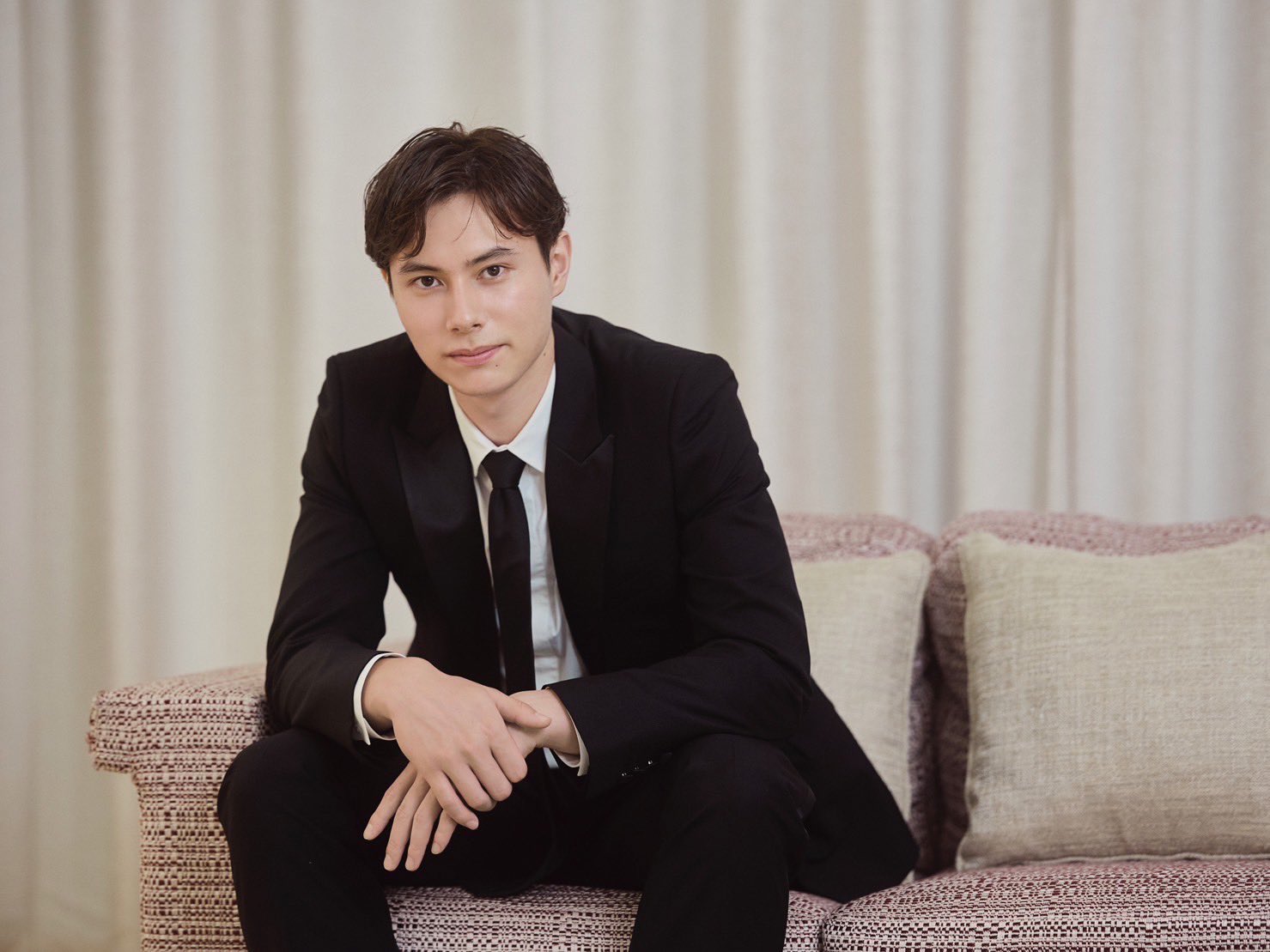 日本排球王子高橋藍對自己感情風波向大眾道歉。（翻攝高橋藍 X）