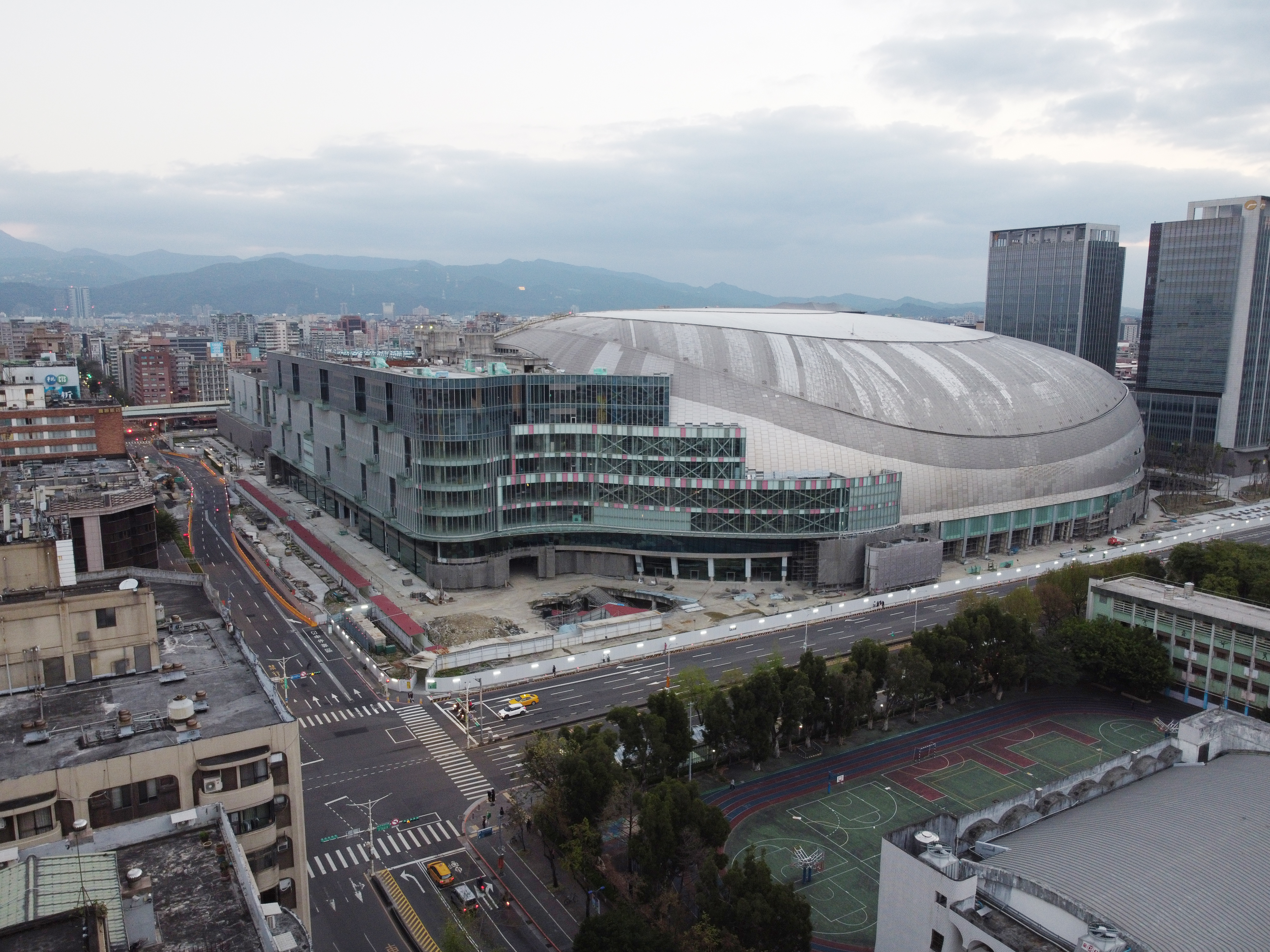 台北大巨蛋創下國內史上BOT投資案開發時間最長紀錄。（本刊資料照）