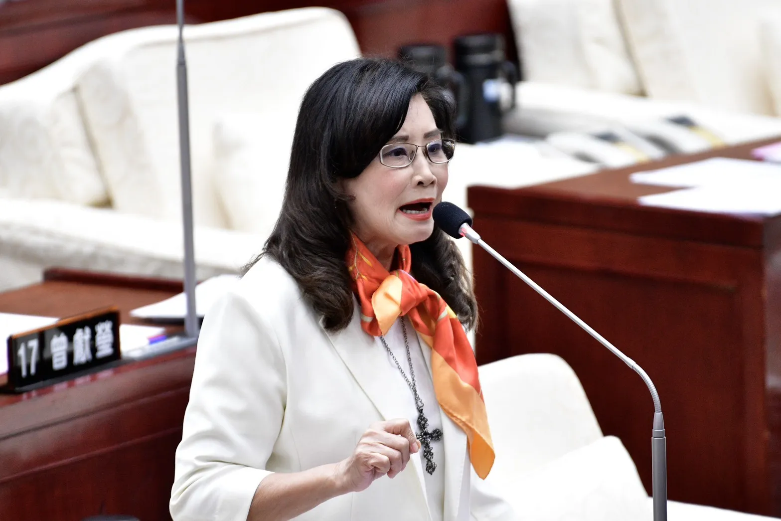 「遷松機報告打幾分？」蔣萬安又問A答B　秦慧珠火大：簡潔問題別扯這麼多