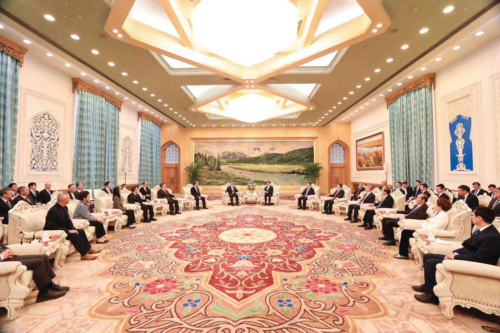 與會人士透露，睽違9年的國共論壇氣氛融洽，王滬寧還一度開玩笑。（國民黨提供）