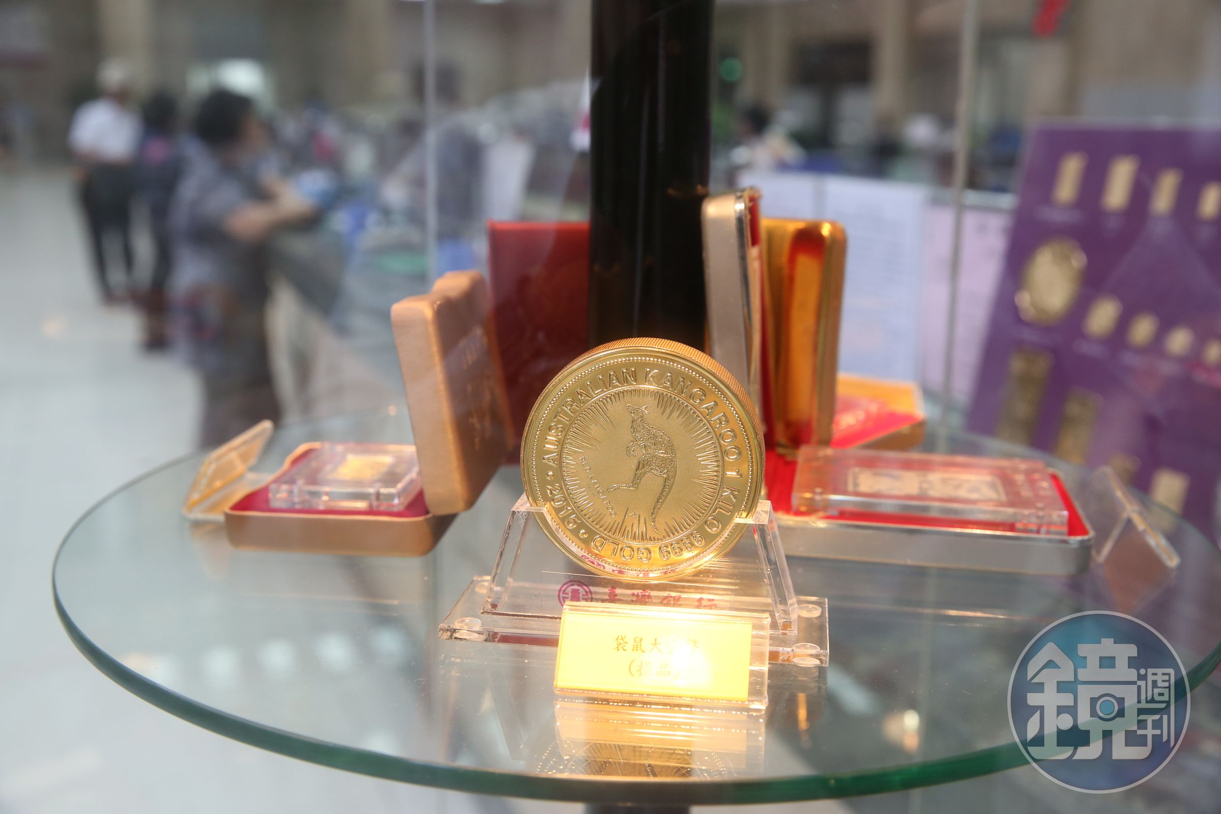 專家表示，支撐金價因素仍在，黃金下跌都可逢低買進