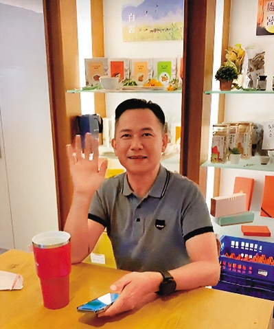 吉品養生總經理劉吉仁（圖）與李李仁夫婦鬧翻前，曾現身陶晶瑩直播。（翻攝陶晶瑩臉書）