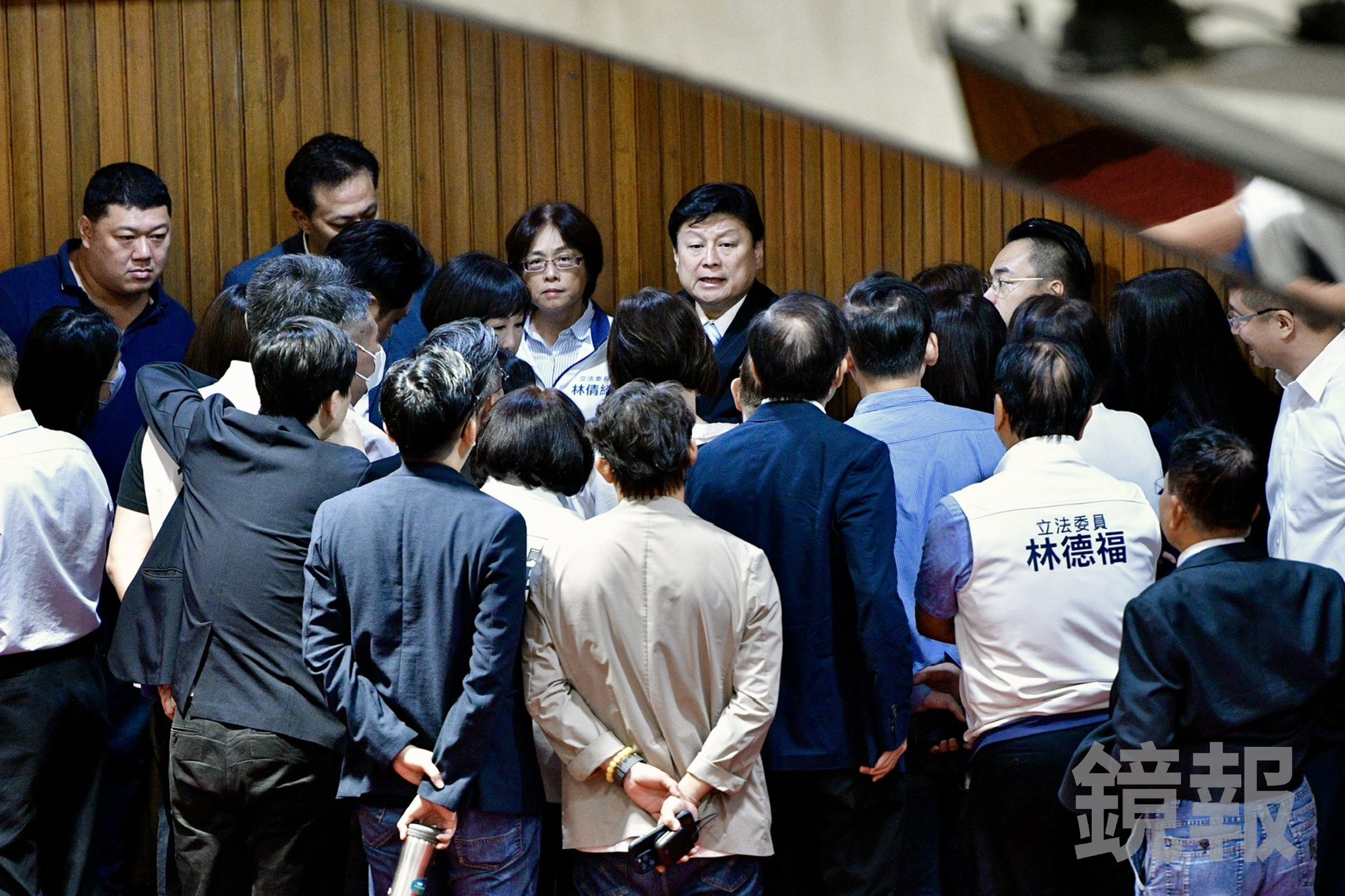 立法院今日表決無人機採購特別條例。(鏡報李智為)