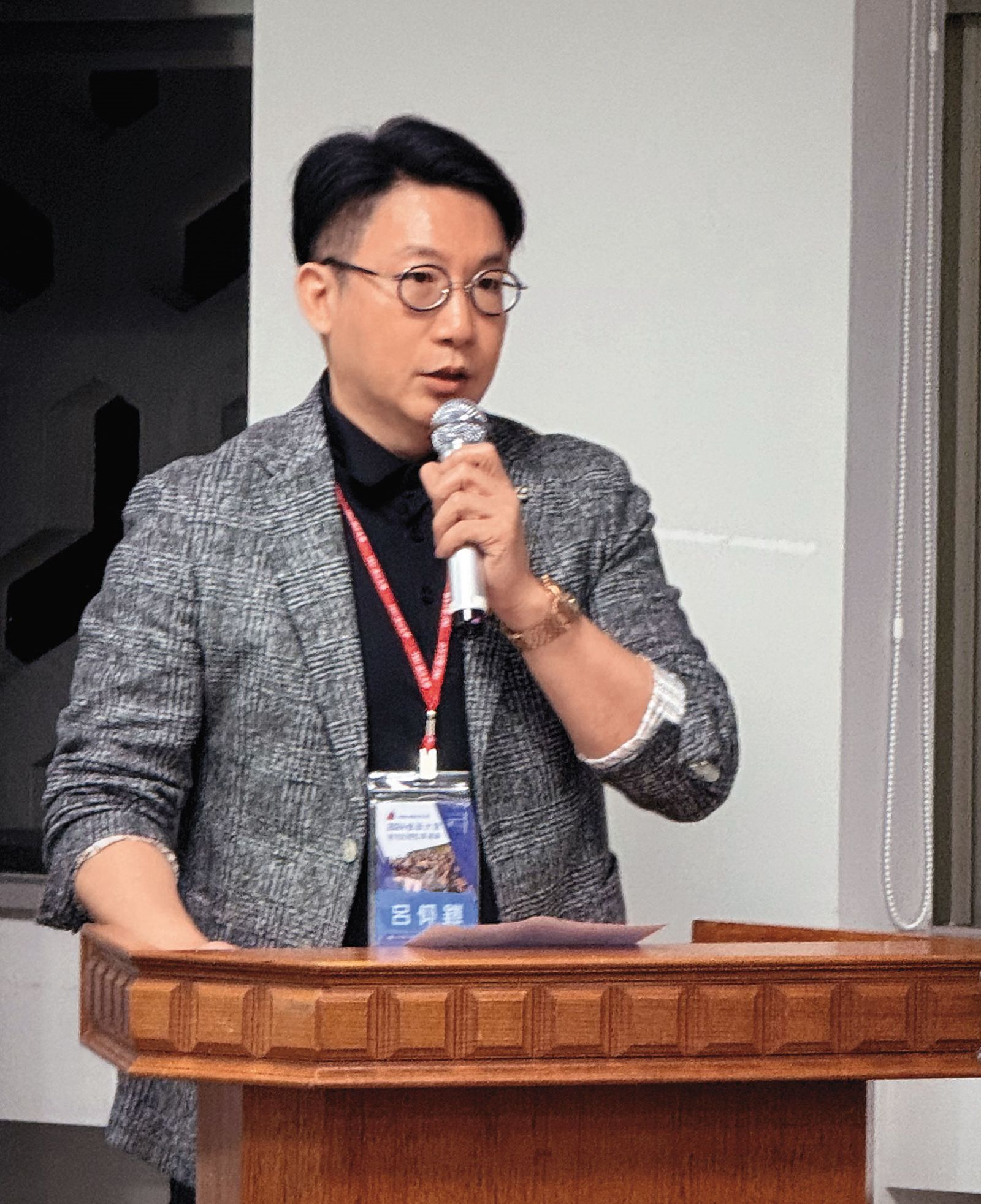青雲科技總經理呂仰鎧涉嫌走私輝達晶片，遭羈押禁見。（翻攝淡江大學官網）