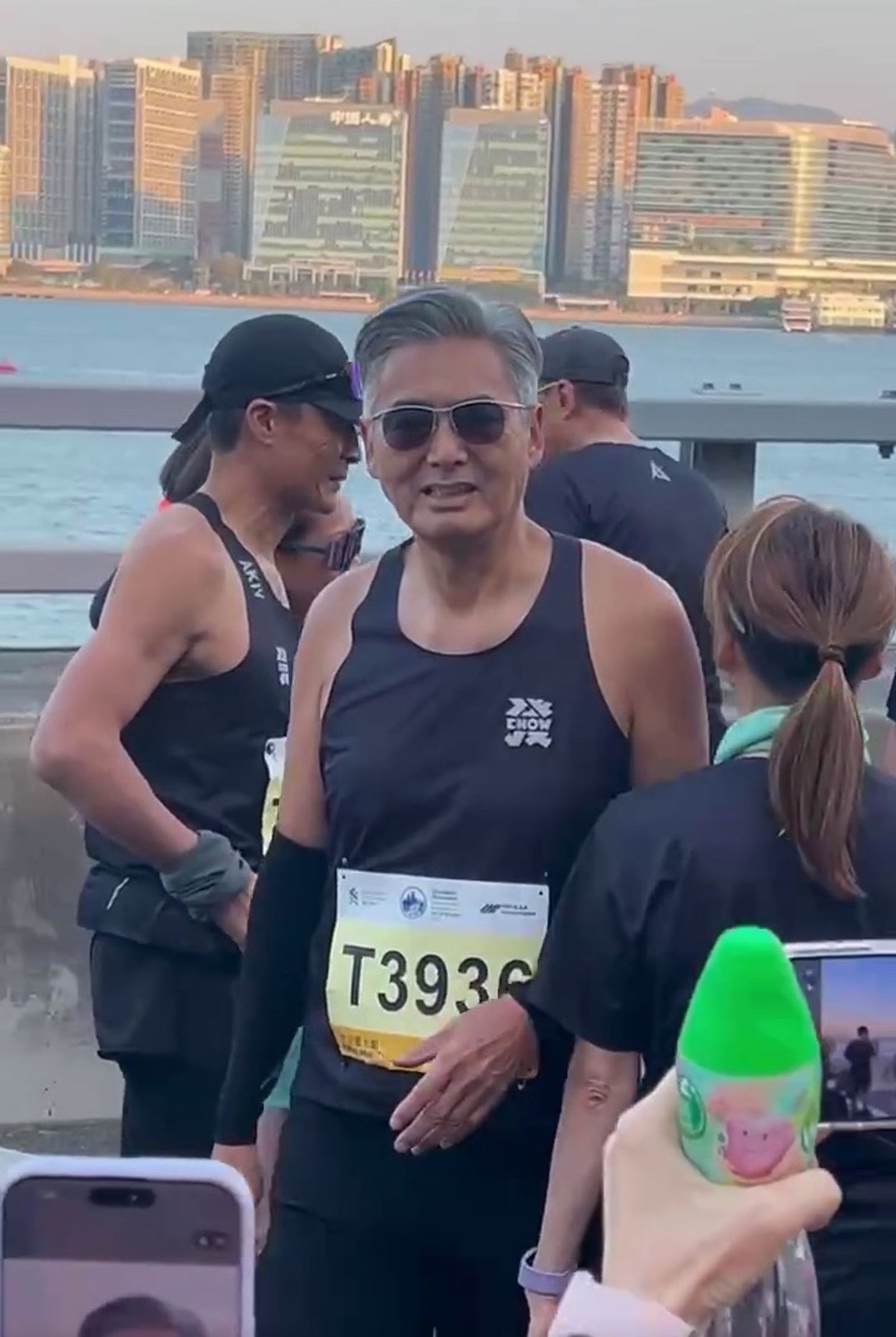 周潤發被許多民眾「野生捕獲」。（翻攝小紅書）