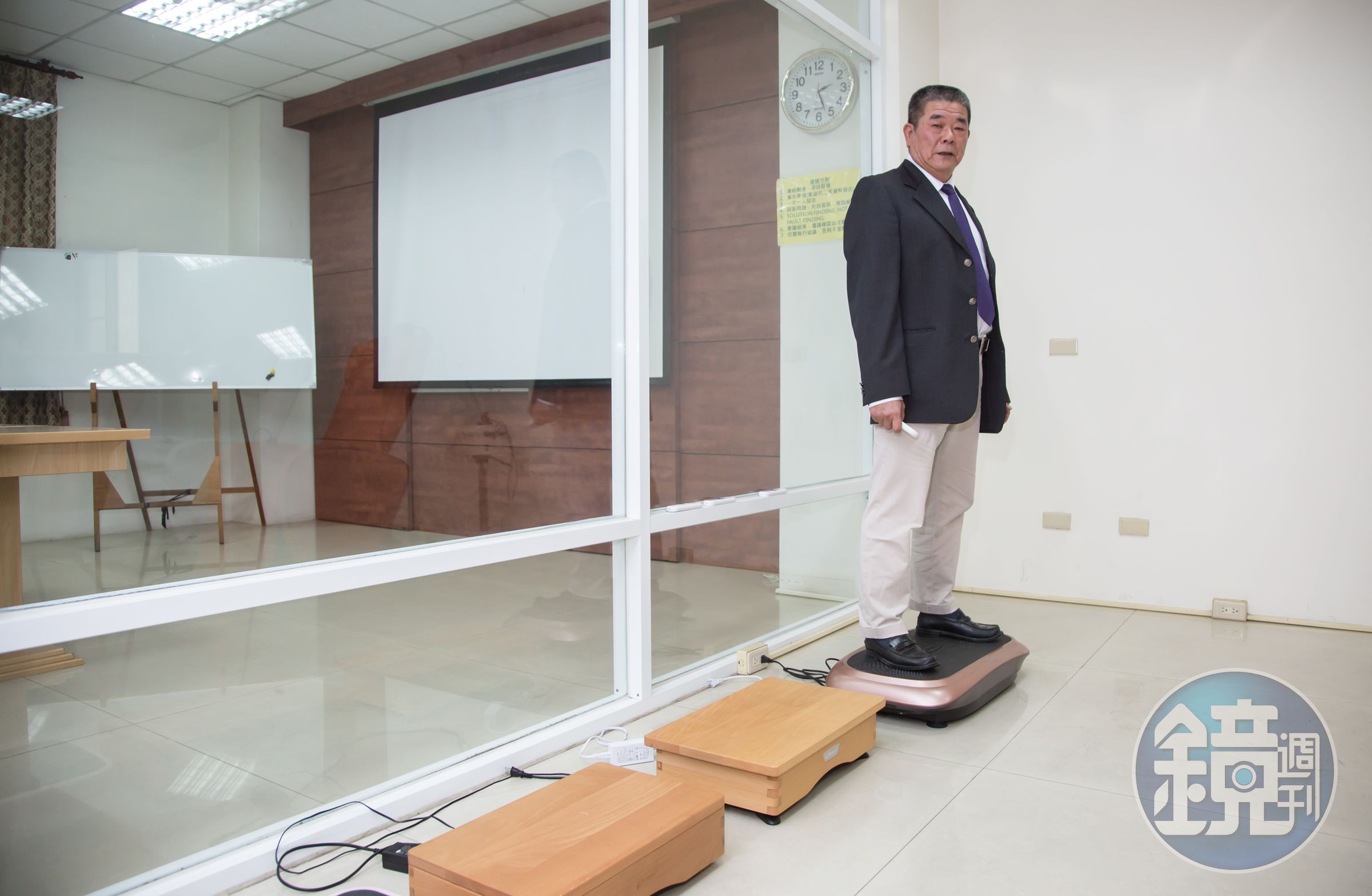 光昱的垂直律動機是基礎入門律動產品，適合40歲以下年齡層使用。