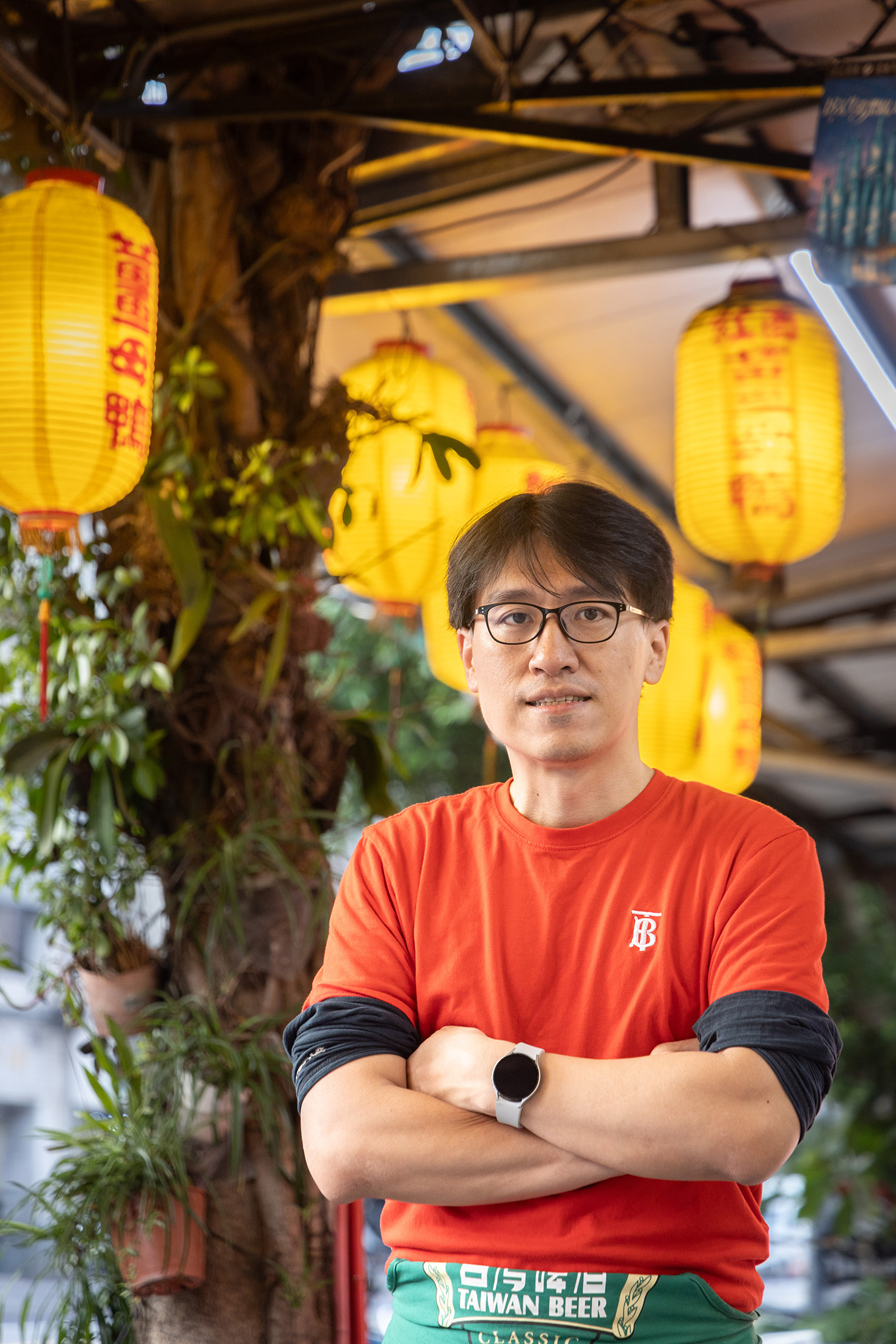 年輕老闆郭峻甫是阿蘭姐薑母鴨的第二代。