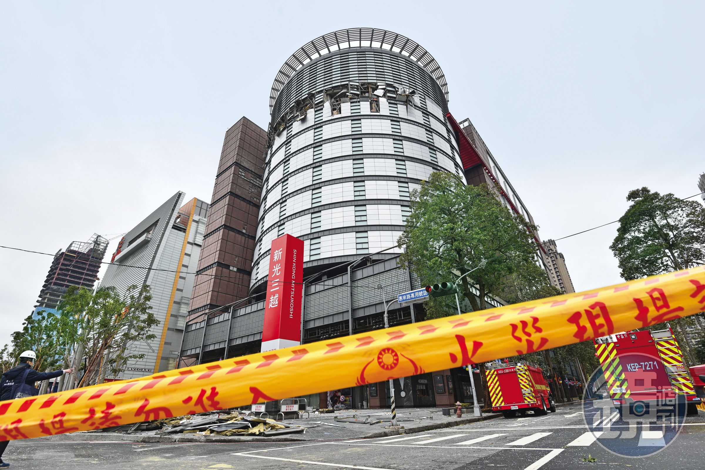 新光三越台中店是國內百貨店王,今年發生氣爆,對新光三越影響甚鉅。