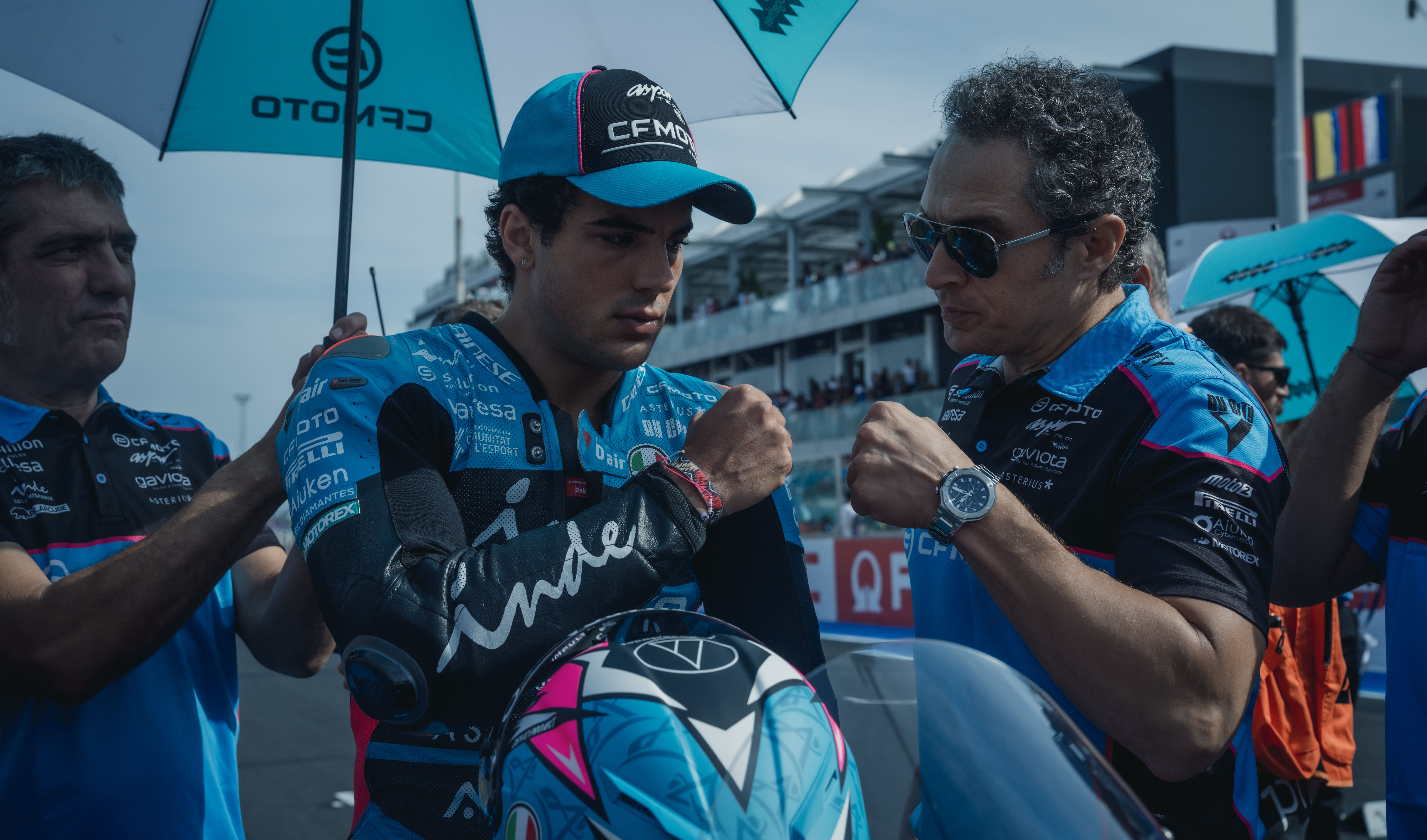 《Moto極速傳奇》與MotoGP官方合作,直接拉到賽車場的賽道取景拍攝,打造前所未見的沉浸式速度體驗。(原創娛樂提供)