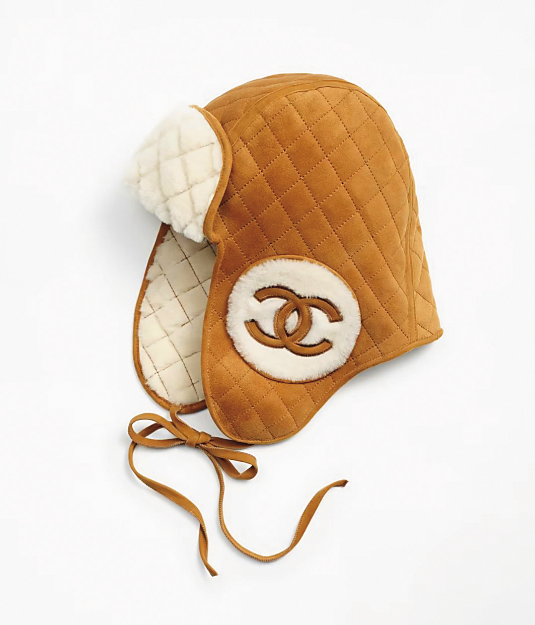 HANEL Coco Neige小 羊皮飛行帽 NT$68,500 (翻攝自CHANEL官網)