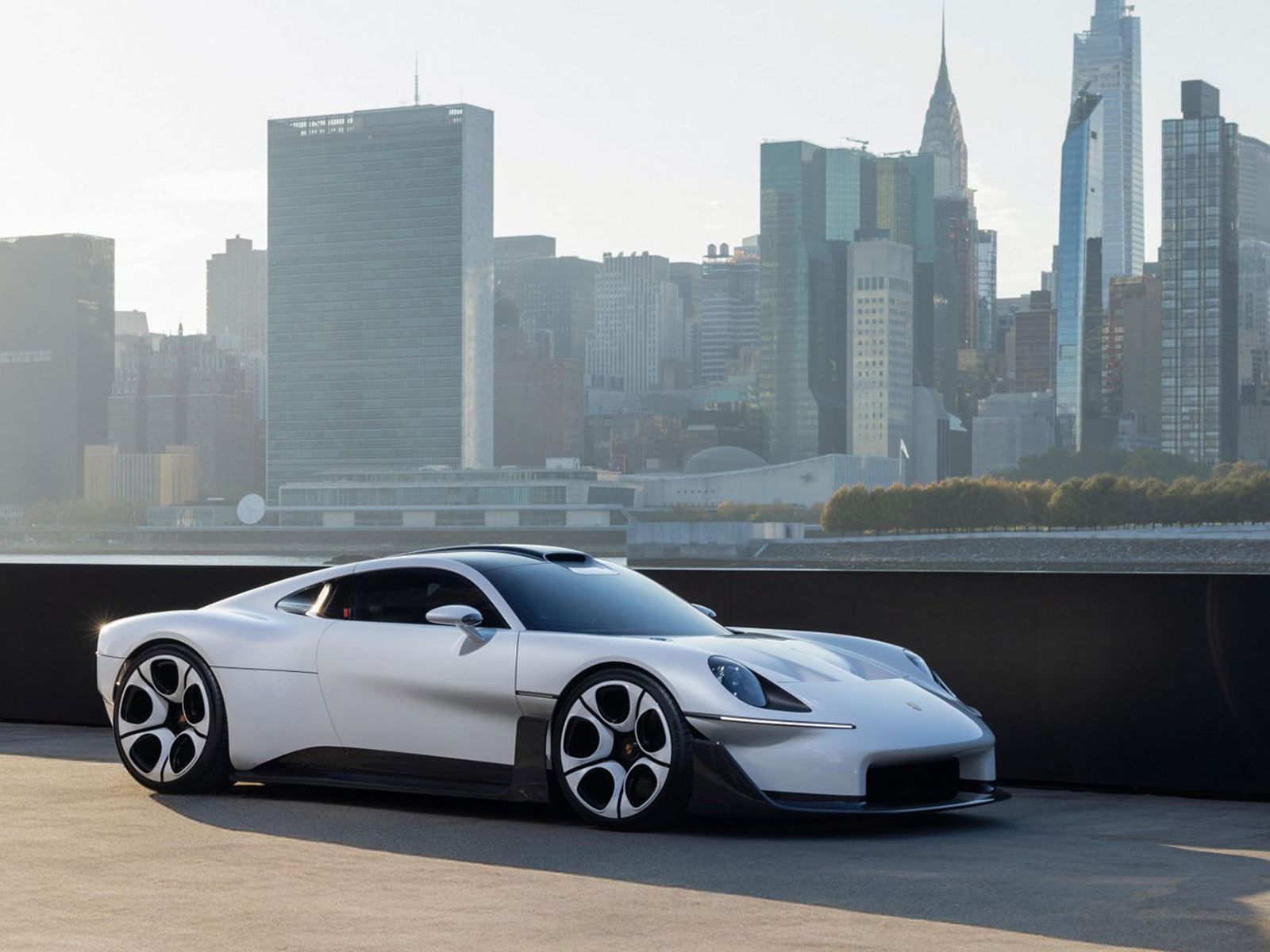 車誌/展望未來的跑車靈魂 PORSCHE Misson S概念車曝光