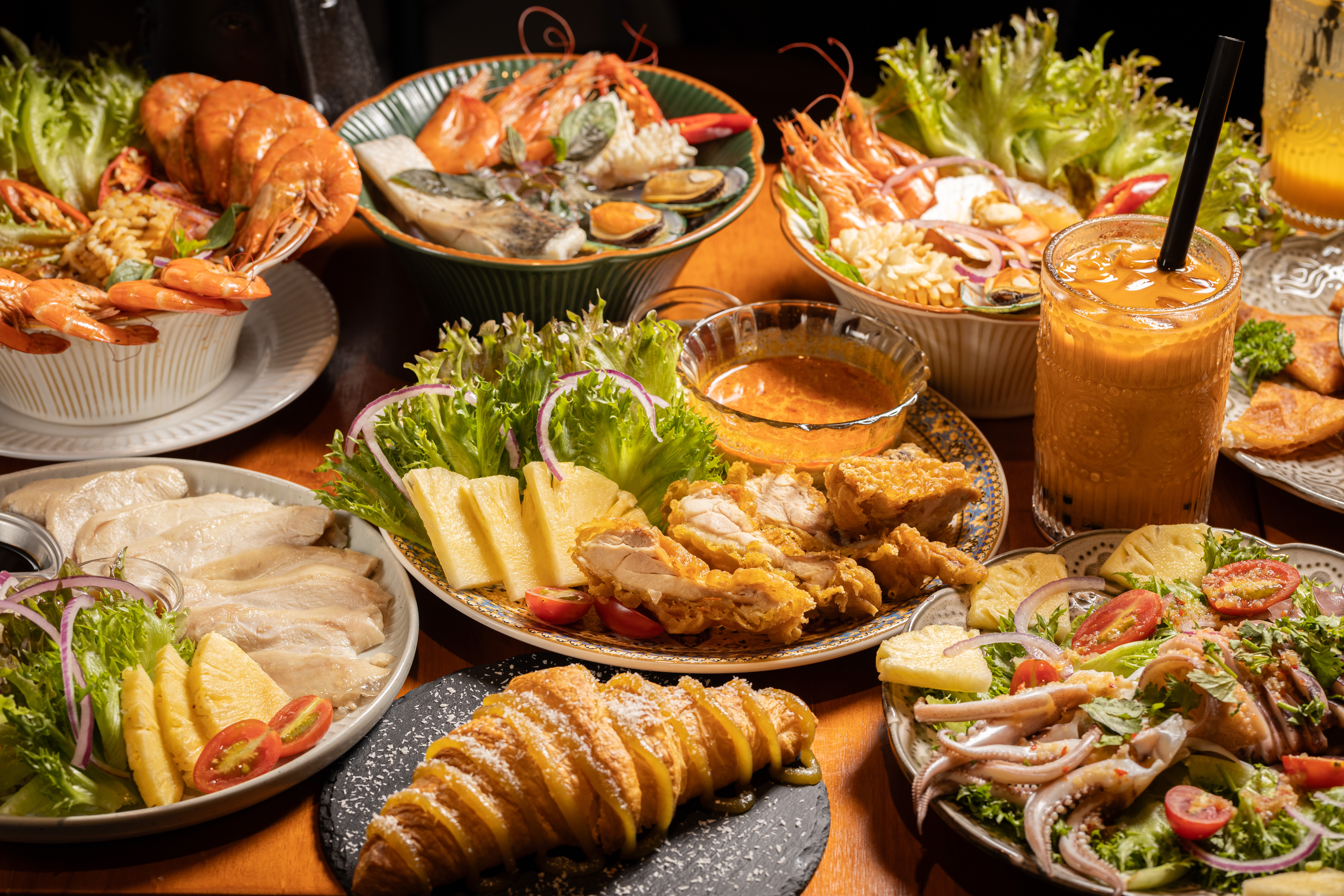 天氣太熱，來到「肥貓南洋餐室」來碗酸酸辣辣立刻重振食慾。