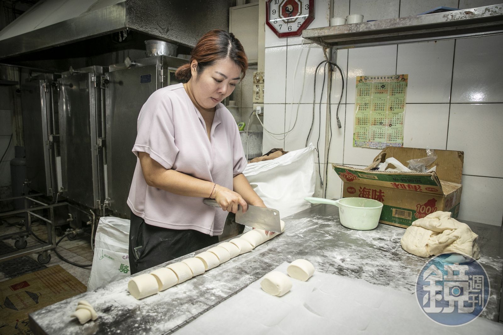 月賣百多萬包子2/黃仁勳都不知道的包子名店 混夜市的才知道! 麵店賣老闆摸索7個月自創的包子爆紅