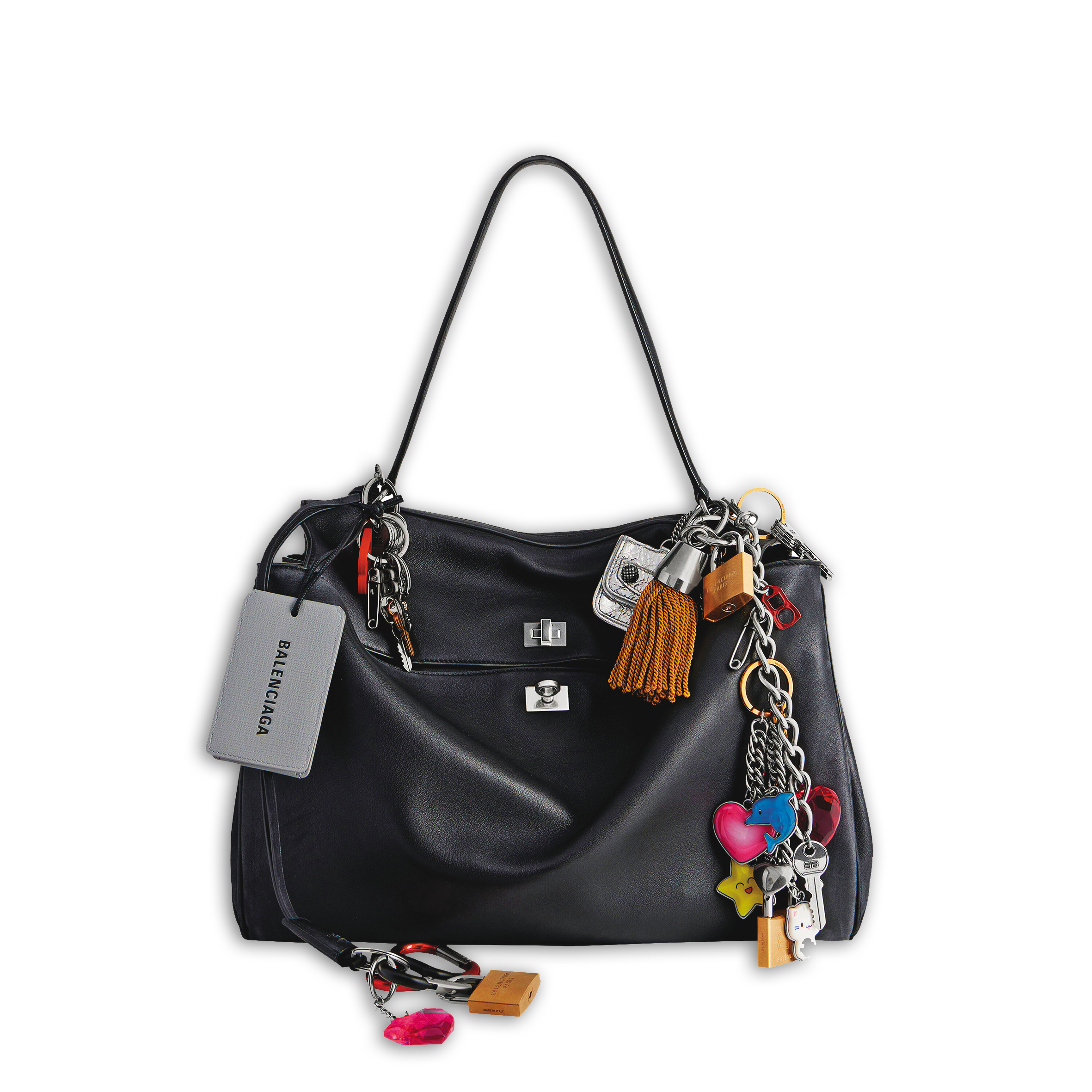 BALENCIAGA Rodeo上的可愛吊飾，讓人好想跪求單獨販售。NT$329,000（BALENCIAGA提供）