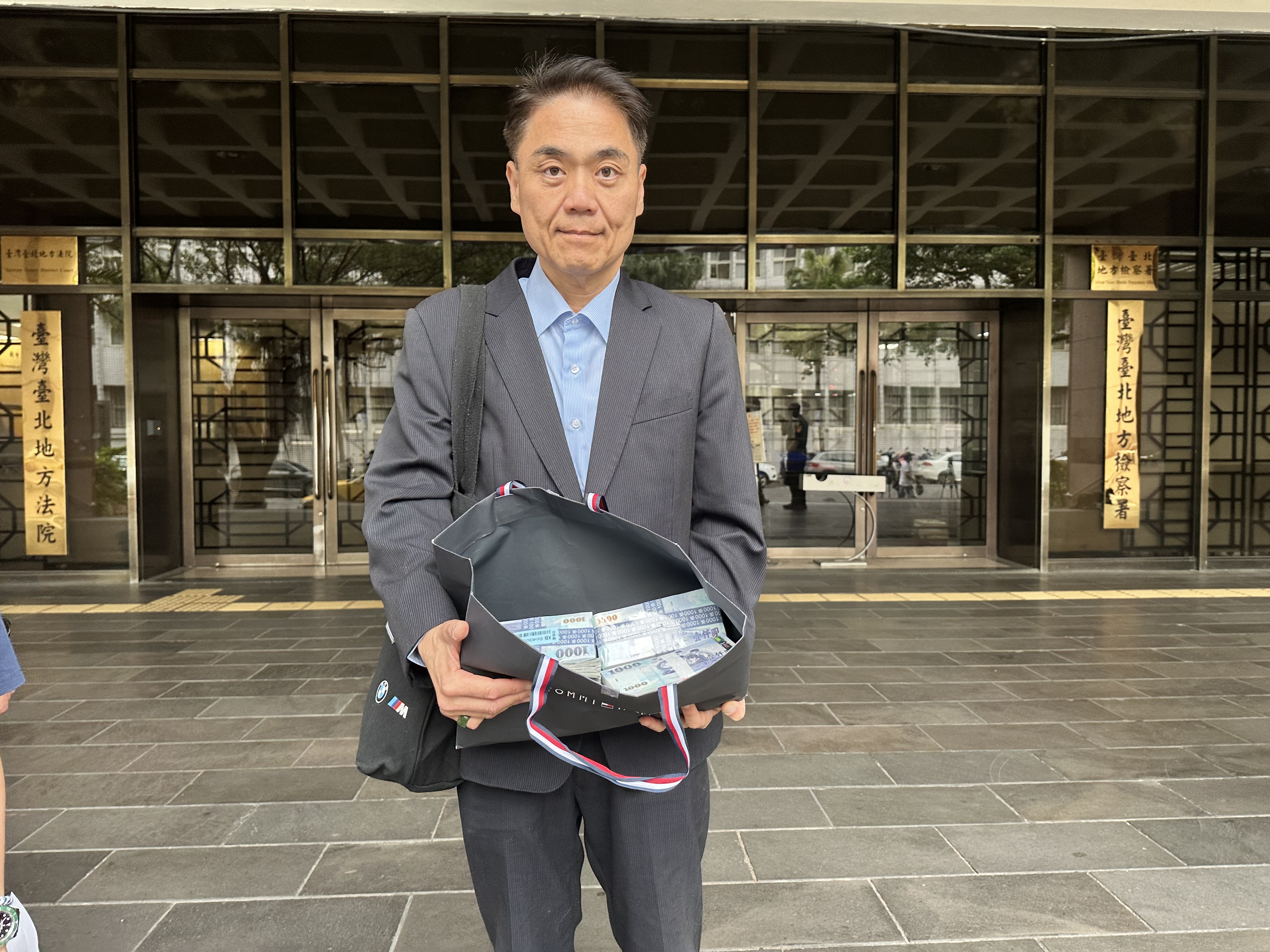 寶佳集團委任律師林正疆將330萬元擔保金送交法院後，寶佳集團確定可參與中工董事提名。