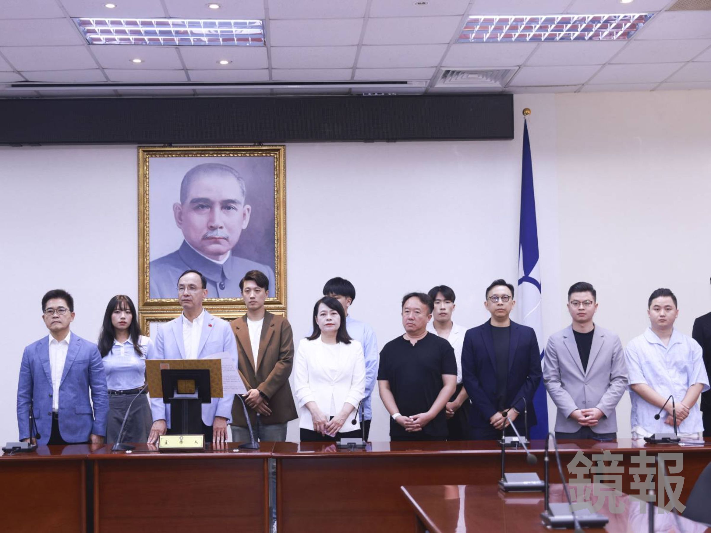 朱立倫23日表態希望可以將黨主席交棒給盧秀燕,結果被碰了軟釘子,下一任黨主席選情如何變化引發外界關注。(鏡報劉耀勻)