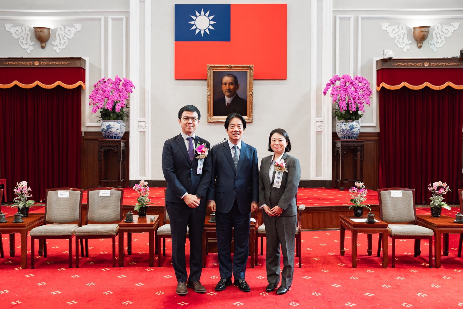 昶瑞機電董事長蔡翔如與昶瑞機電總經理楊偉成雙獲國家級肯定獎，獲總統賴清德召見。（昶瑞機電提供）
