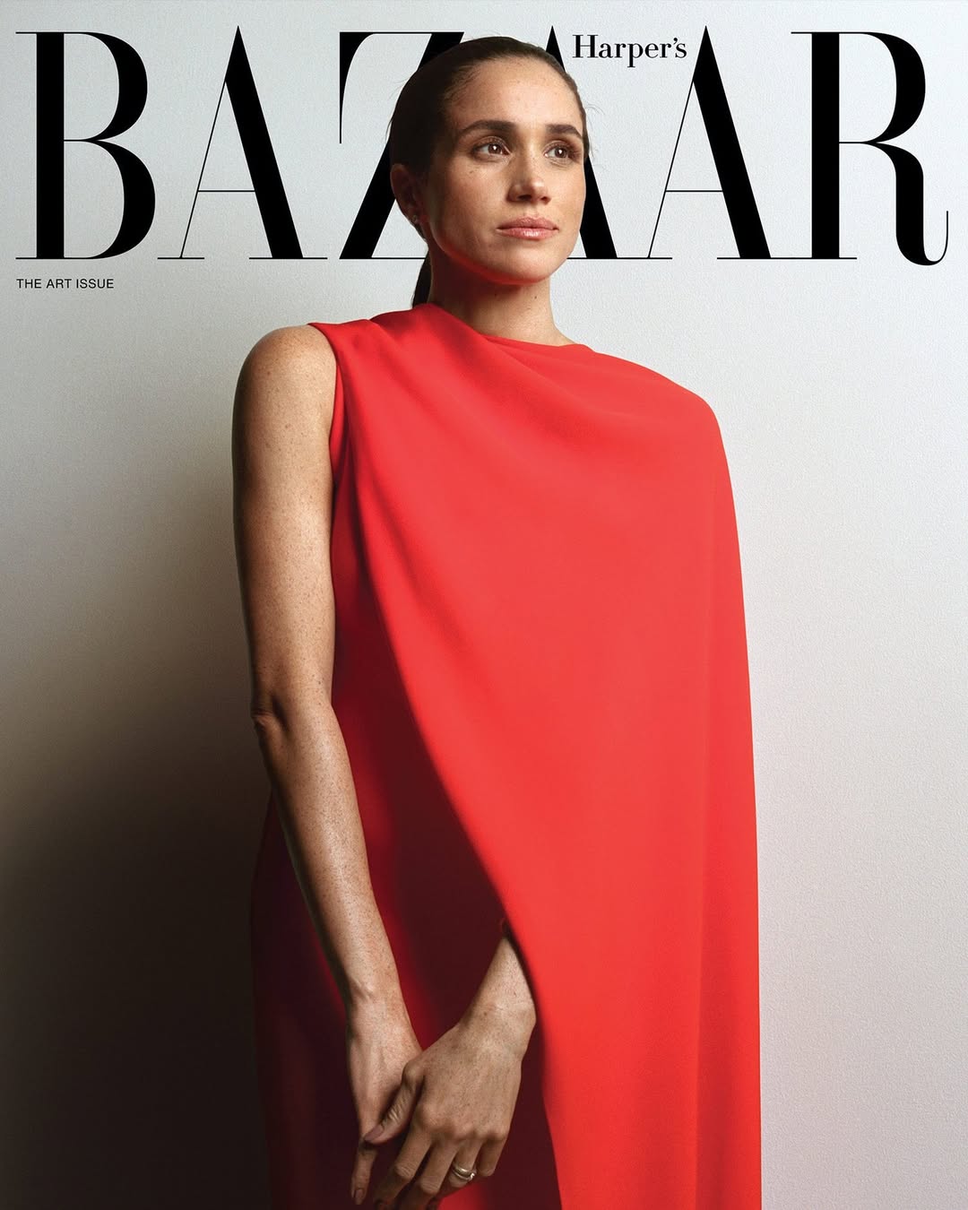 梅根首度登上時尚雜誌《Harper’s BAZAAR》封面。（翻攝harpersbazaarus IG）