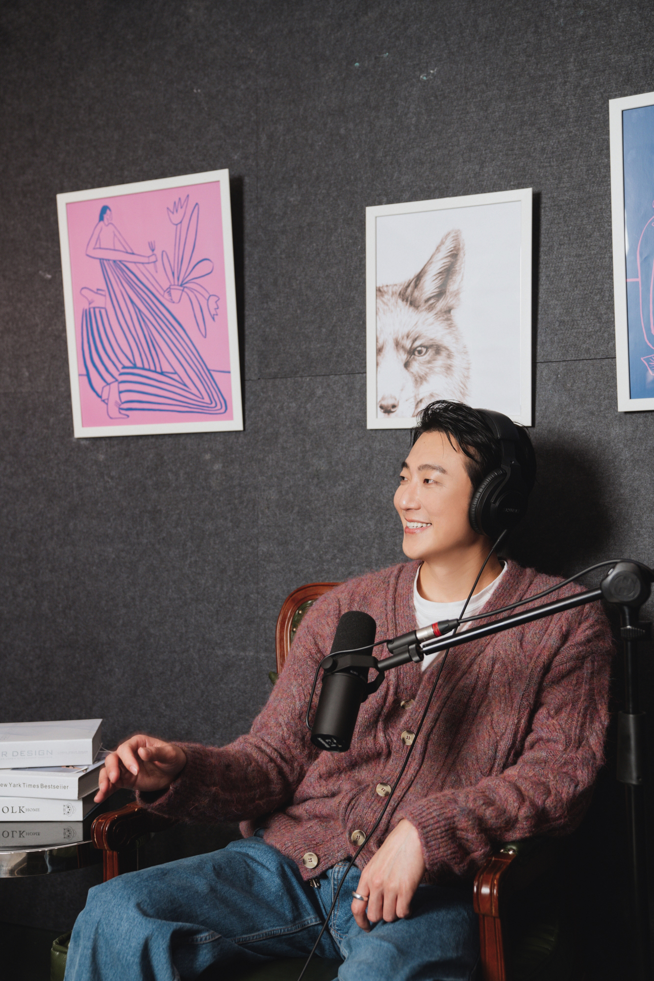 主持Podcast節目《白日夢非常秋》,張懷秋傳播「Second Chance永遠不嫌晚」的核心理念,是對每個仍在追夢道路上的人的最佳鼓勵。(犢影制作、有意思國際傳播提供)