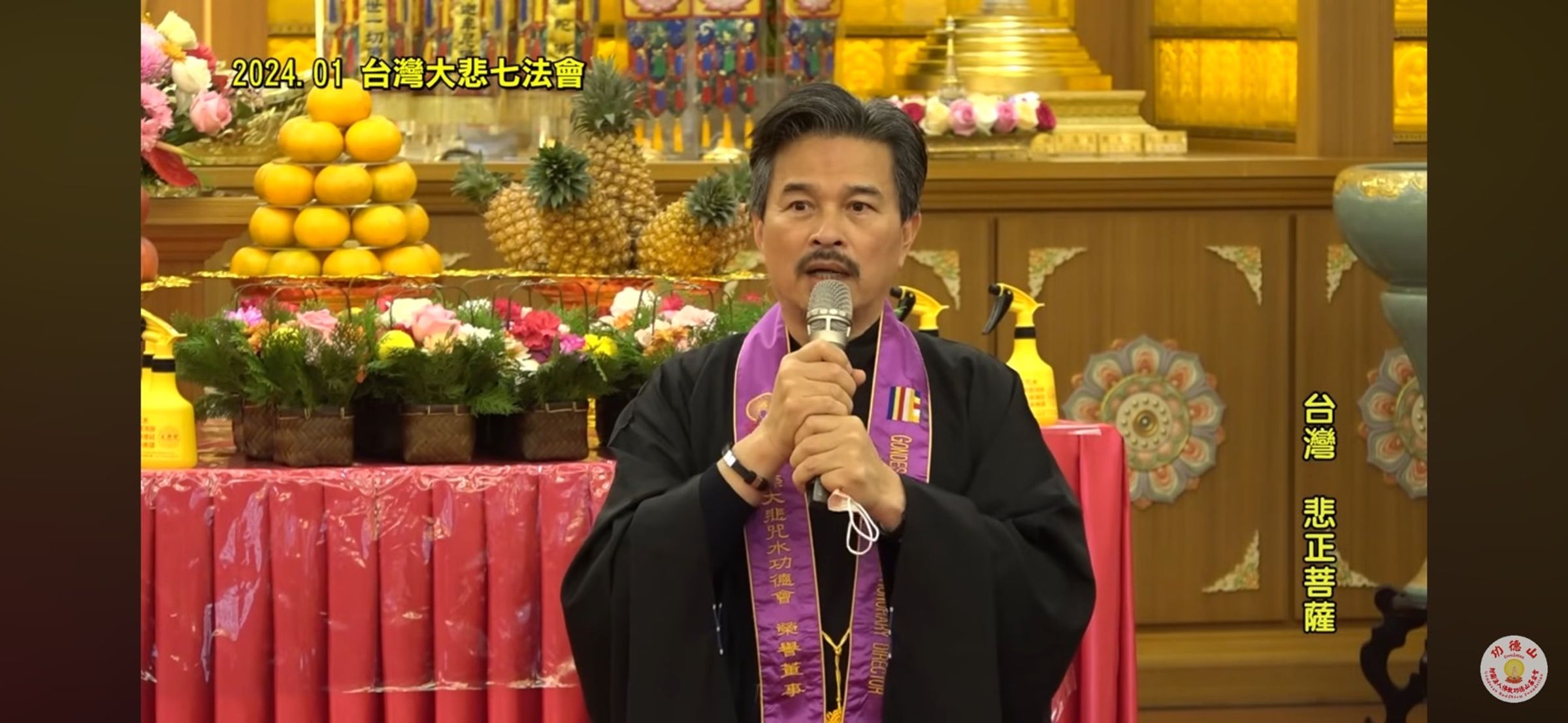 李興文不拍戲時都在廟裡服務。(三立提供)