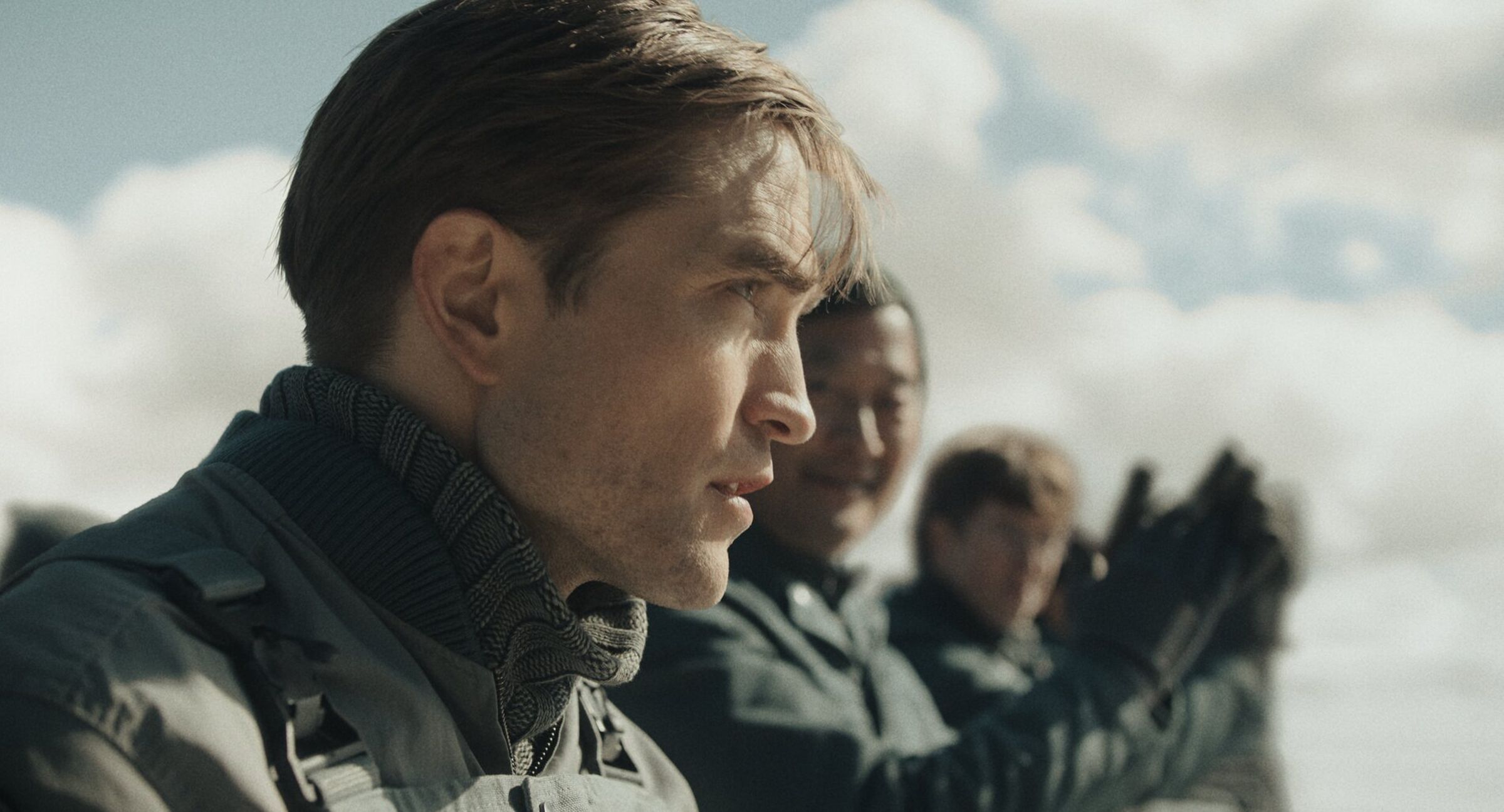 羅伯派汀森主演電影《米奇17號》在有限的時間與預算內完成拍攝,並未進行補拍。(華納兄弟電影提供)
