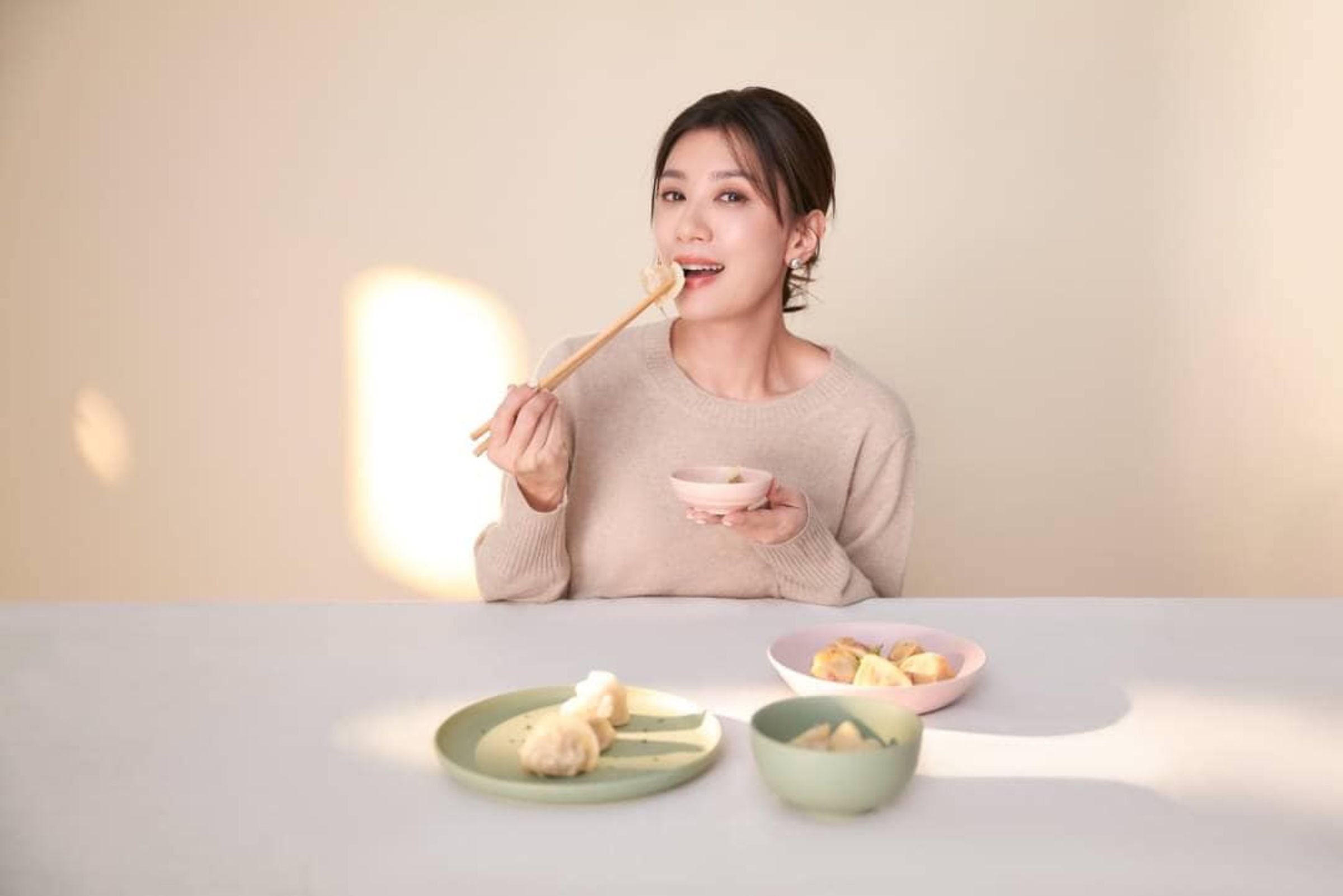 賈靜雯近年以女強人形象深植人心。(賈靜雯臉書)