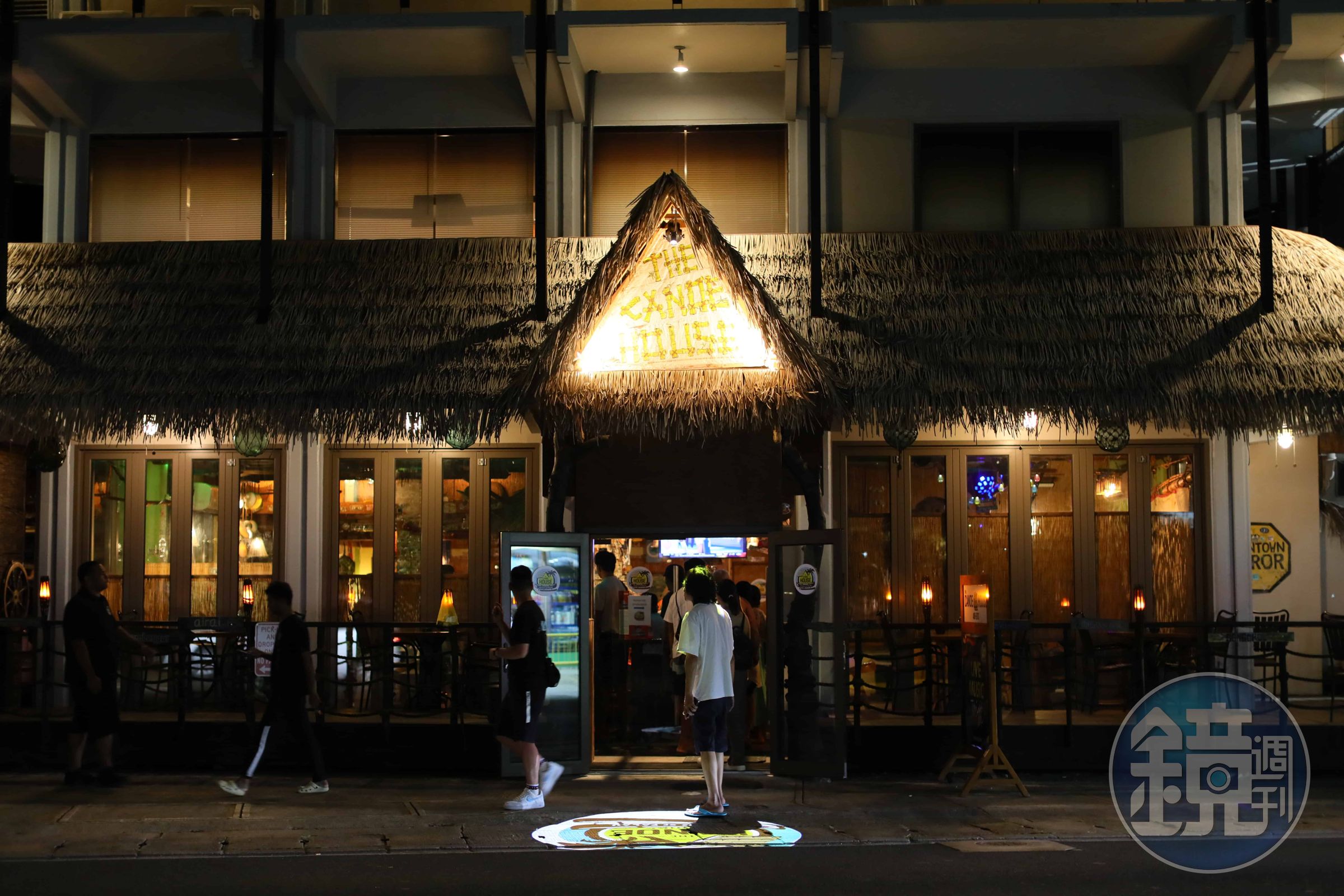 「The Canoe House」是帛琉市區街道上的美式酒吧。 