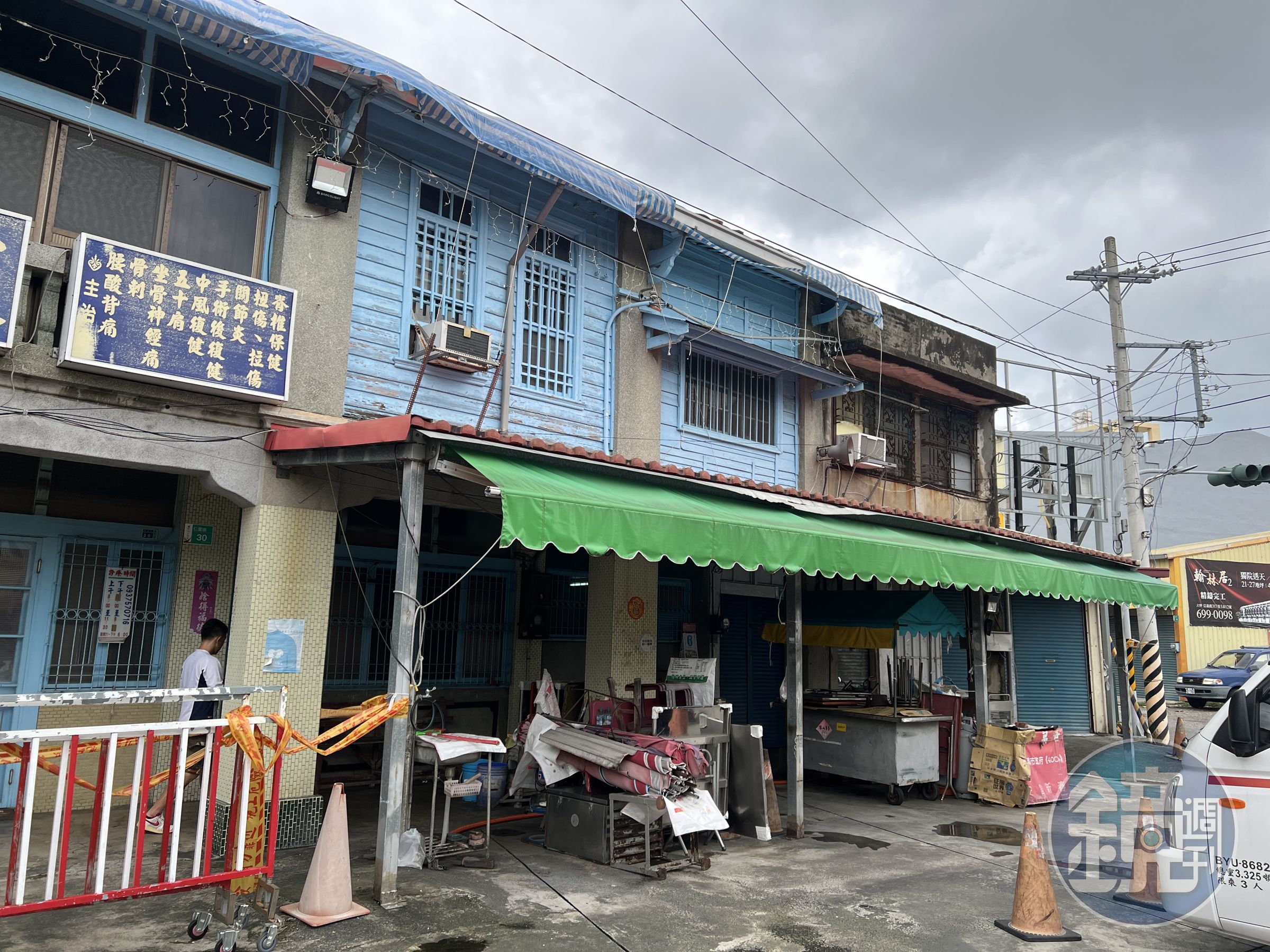 恒安宮前的日式老屋便是李源醫師的老診所。