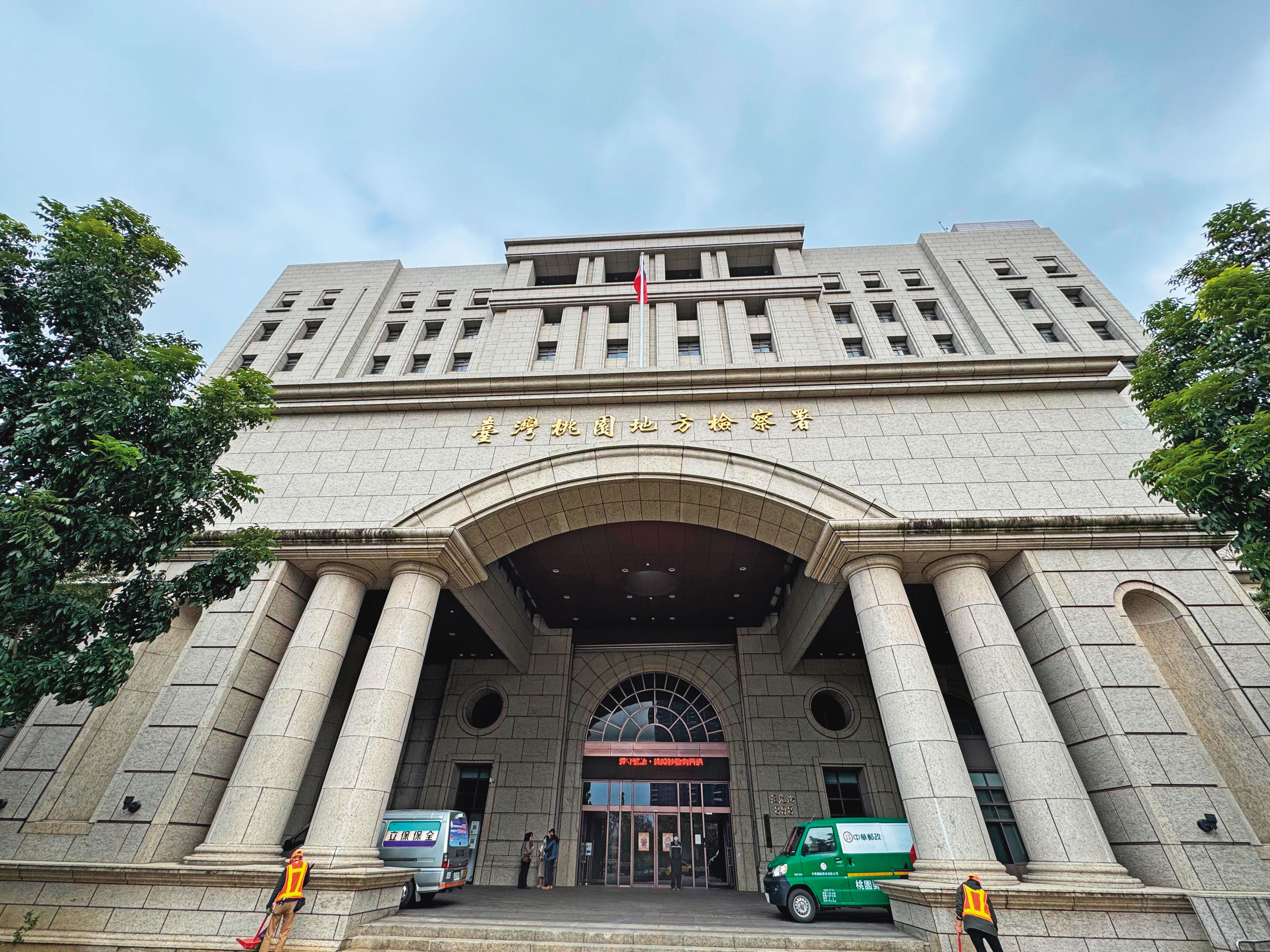 桃檢7年來二度簽結鄭文燦案，且多次聲請搜索票不成遭院方打槍，如今再爆誤解都市計畫流程，全案真相待法院查明。