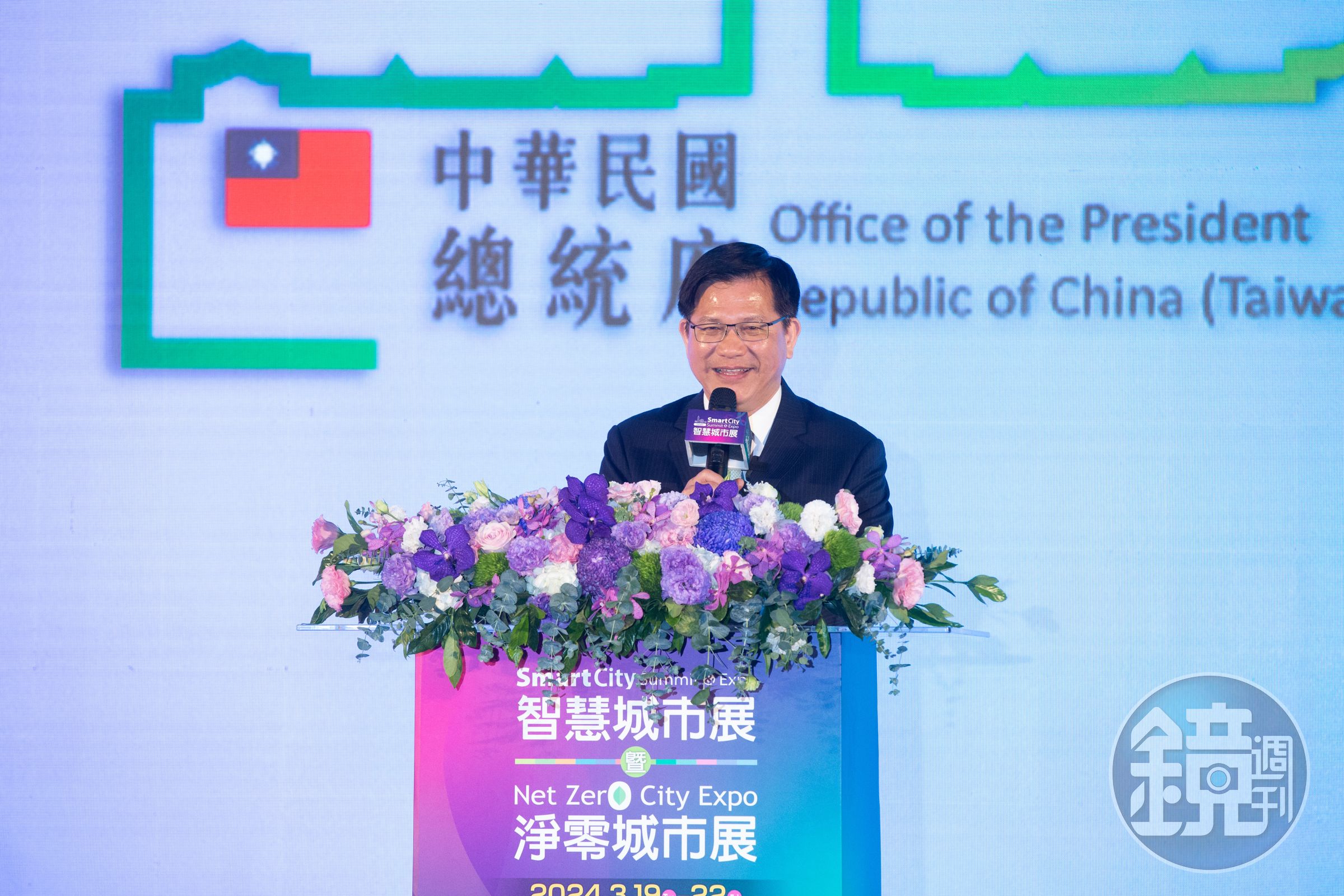 總統府祕書長林佳龍未在首批新內閣名單中,引發不少人替他叫屈。